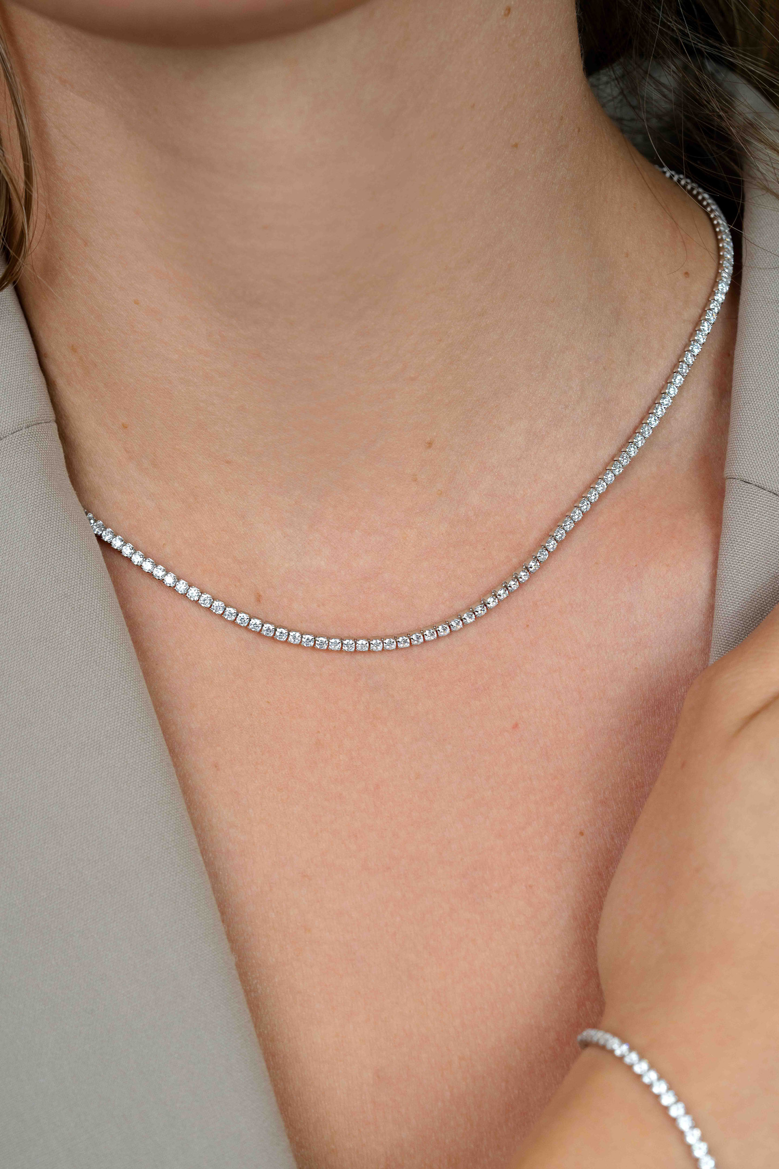 ZINZI zilveren tennis collier 45cm met rijzetting witte zirconia's 2,3mm breed ZIC2795