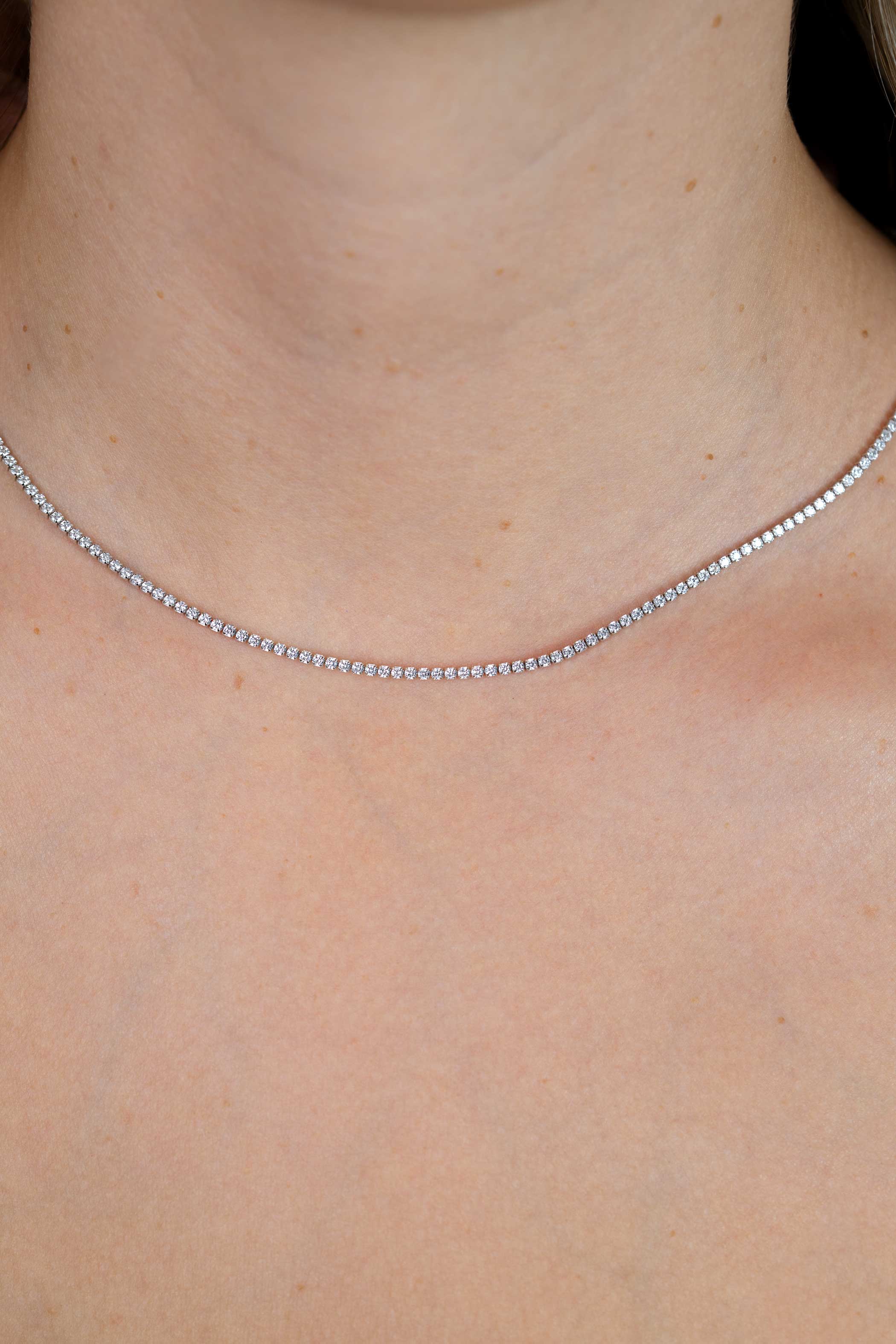 ZINZI zilveren tennis collier 45cm met rijzetting witte zirconia's 1,7mm breed ZIC2794