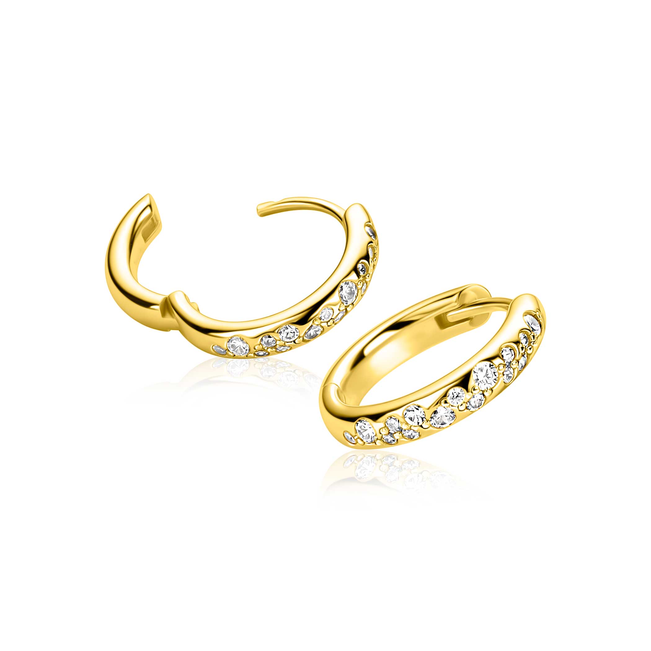 15mm ZINZI goldplated zilveren oorringen met witte zirkonia’s in speelse druppelvorm verwerkt, luxe klapsluiting ZIO2871