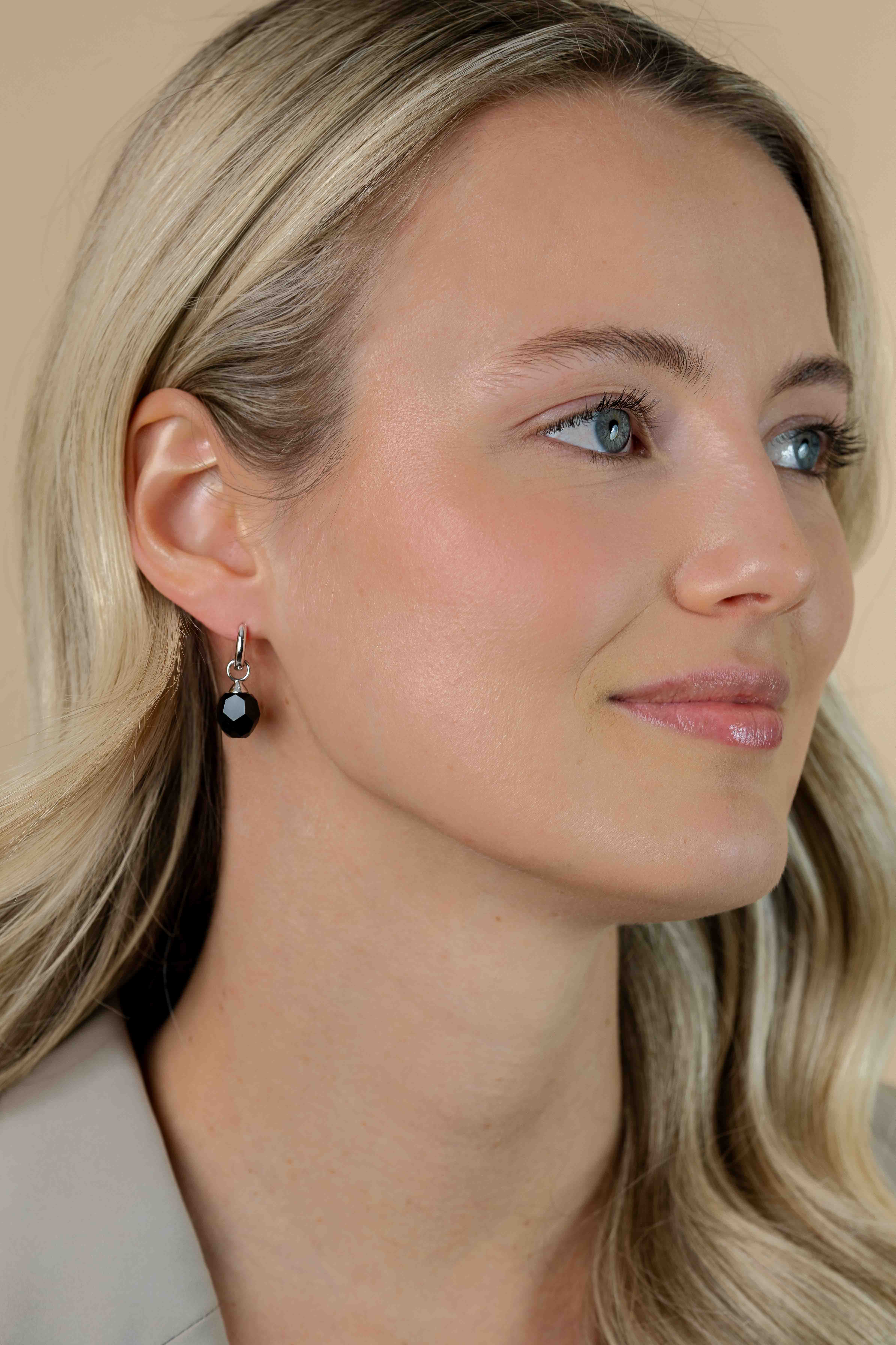 ZINZI zilveren oorbedels zwarte bead ZICH266Z (zonder oorringen)