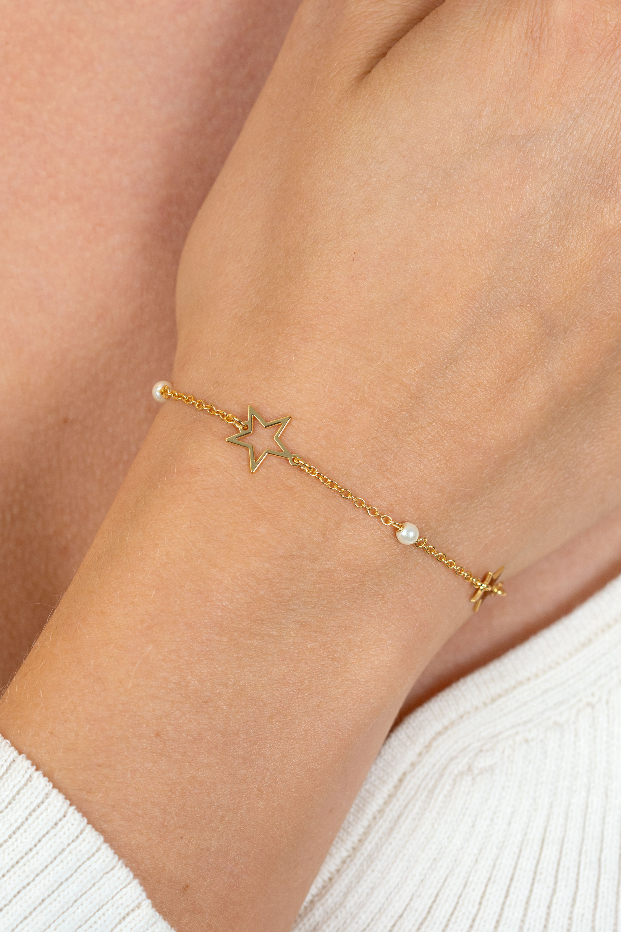 ZINZI gold plated zilveren armband met sterren en witte parels ZIA2780