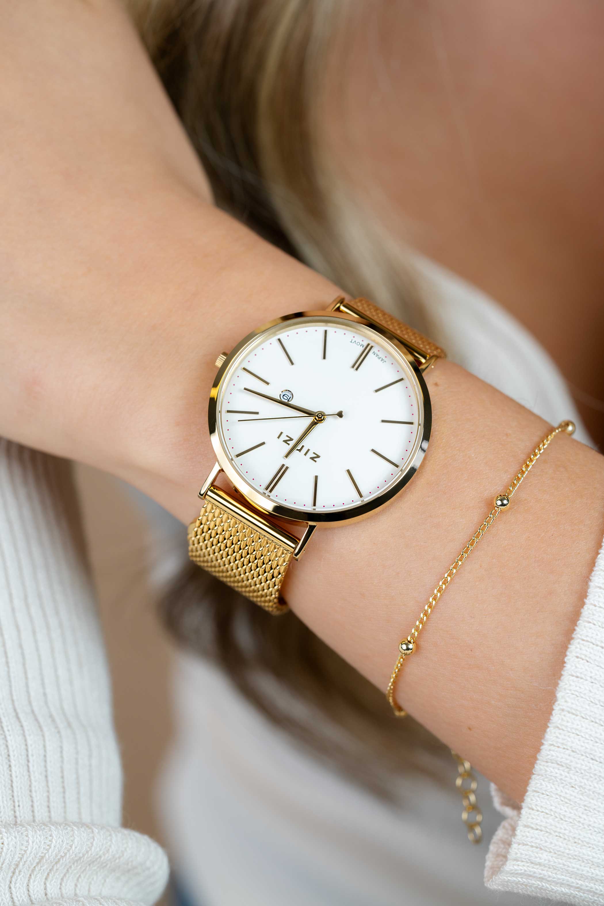 ZINZI Retro horloge witte wijzerplaat en geelgoudkleurige stalen kast stalen mesh band geelgoudkleurig 38mm extra dun ZIW407M