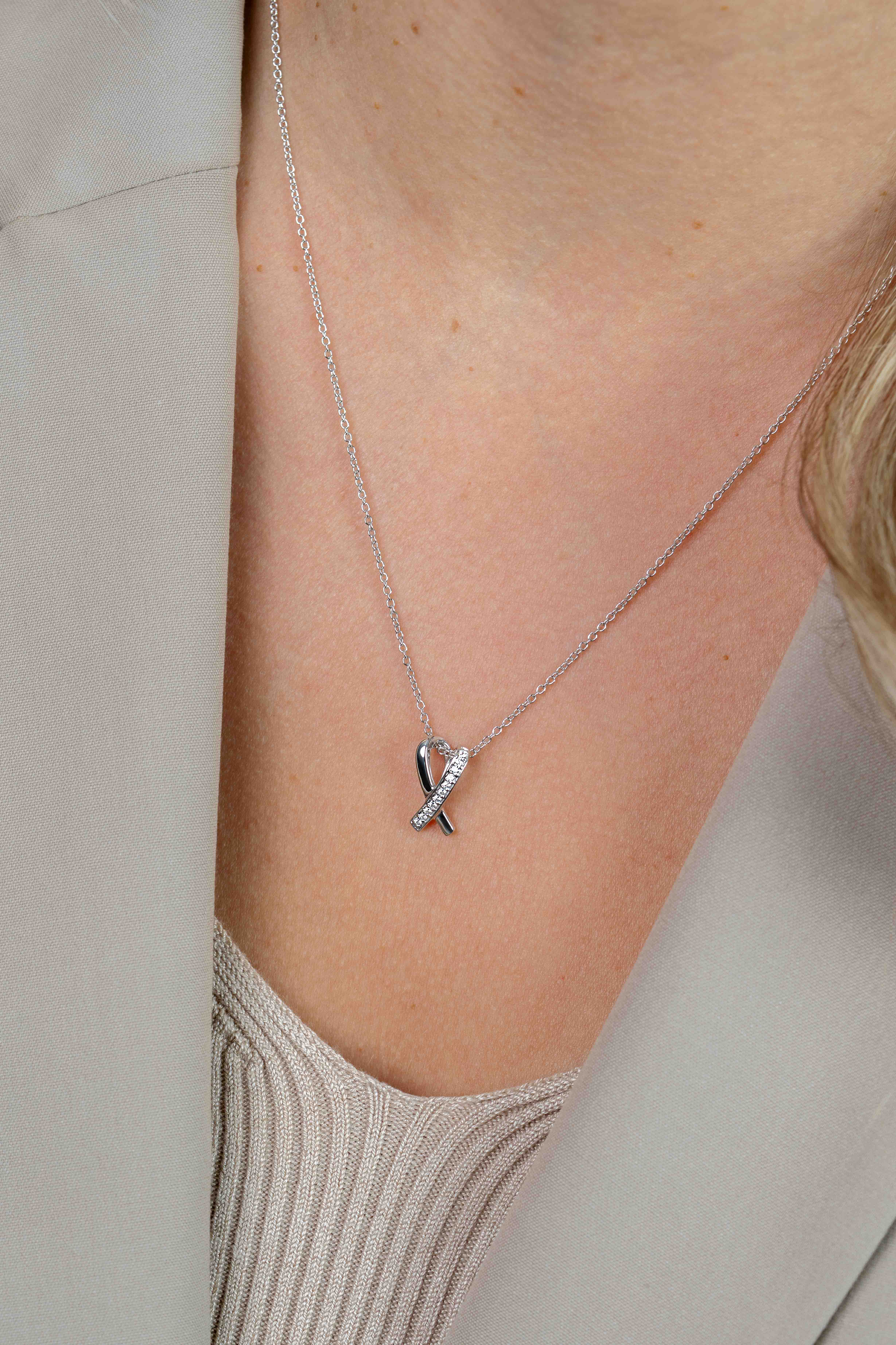 ZINZI zilveren hanger kruislings wit ZIH1625 (zonder collier)
