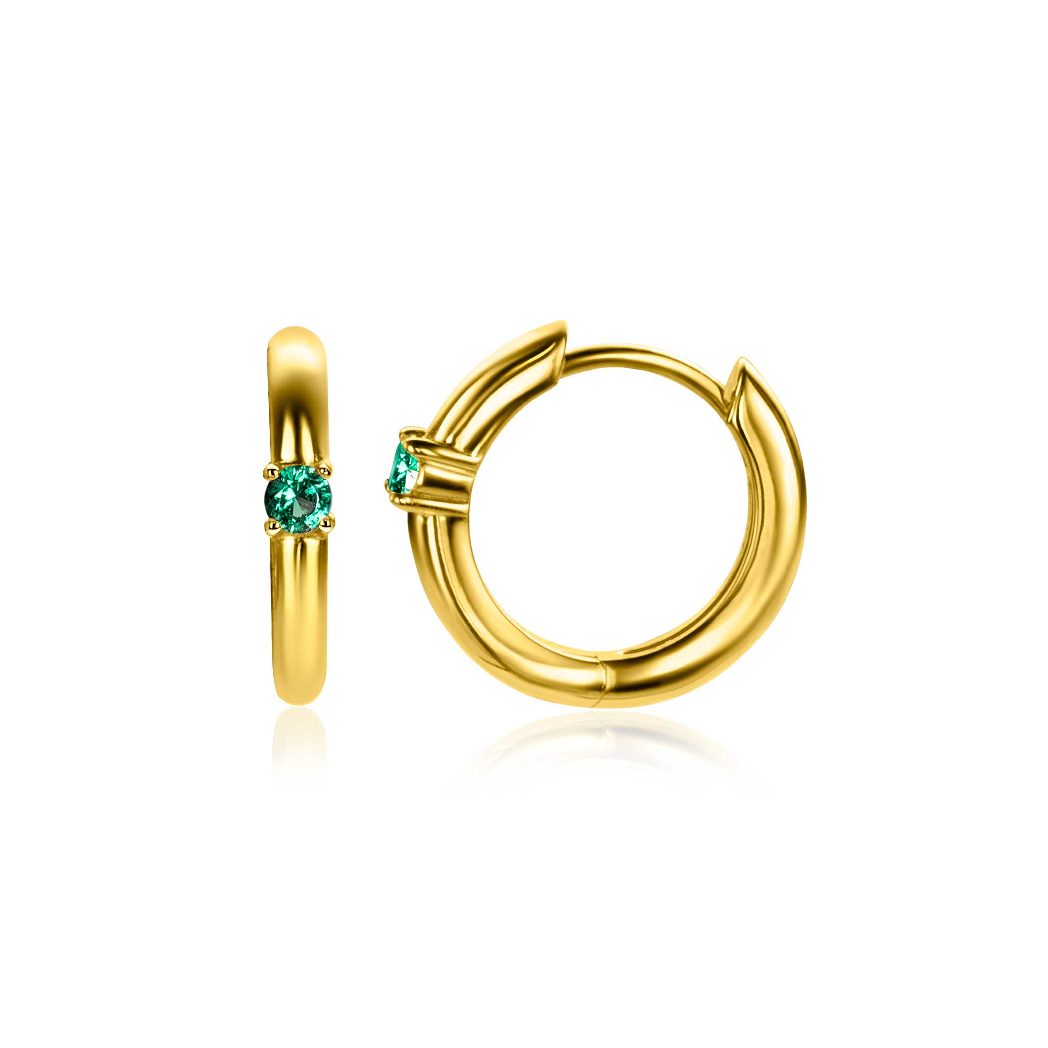 MEI oorringen 13mm gold plated met geboortesteen groen smaragd zirconia 
