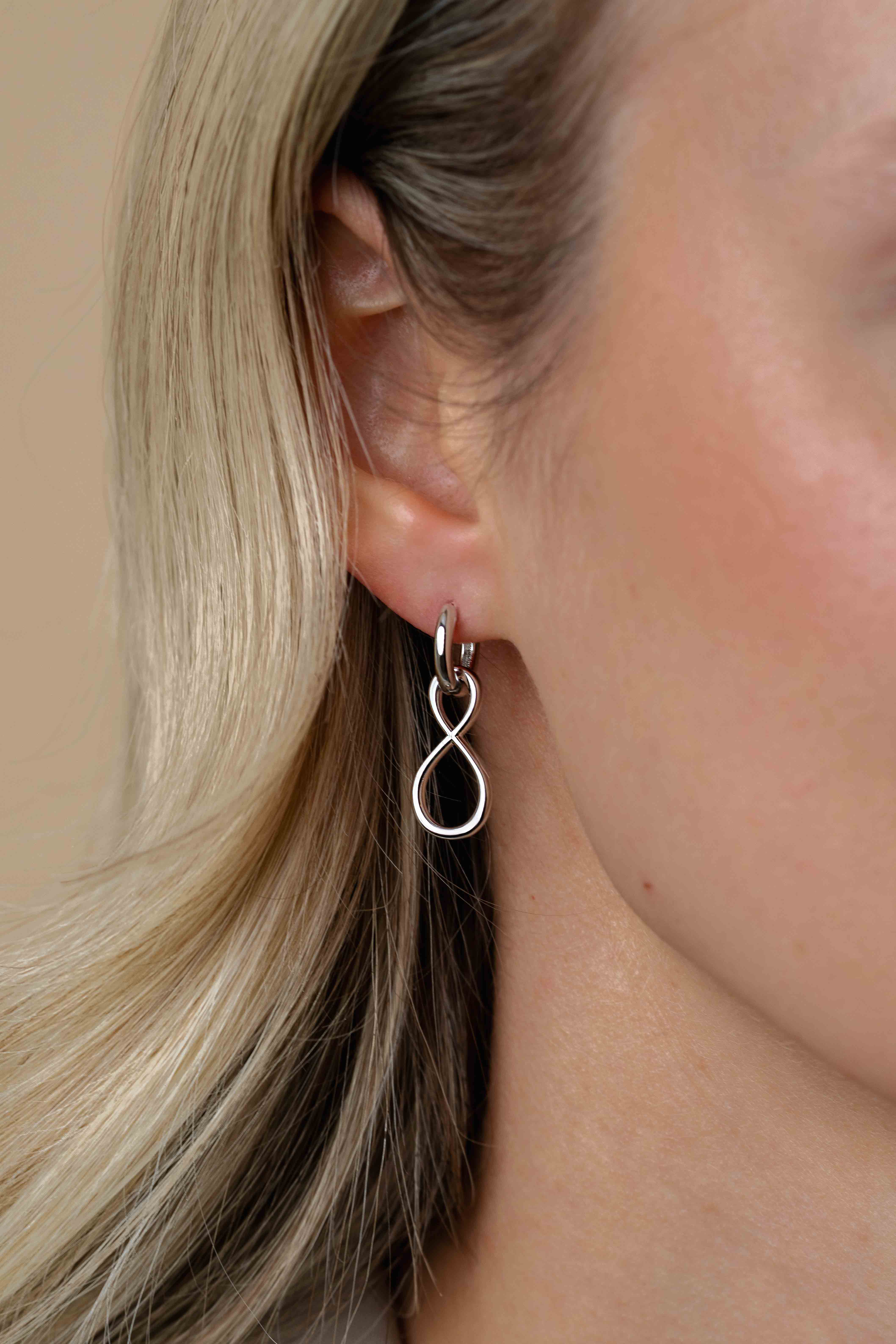 20mm ZINZI zilveren oorbedels infinity ZICH2717 (zonder oorringen)