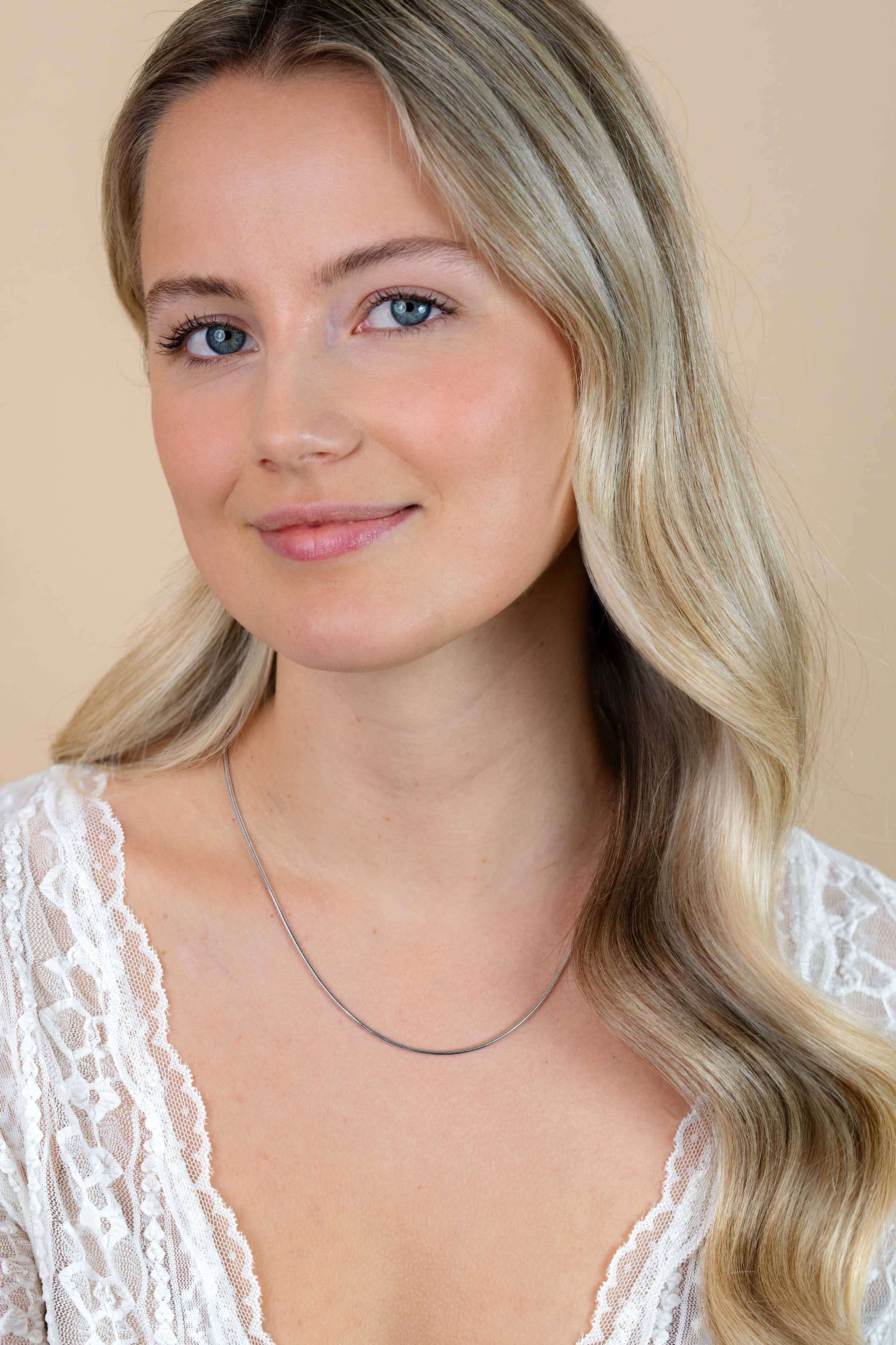 45cm Zinzi zilveren slangen collier 1,5mm breed ZISL15-45 