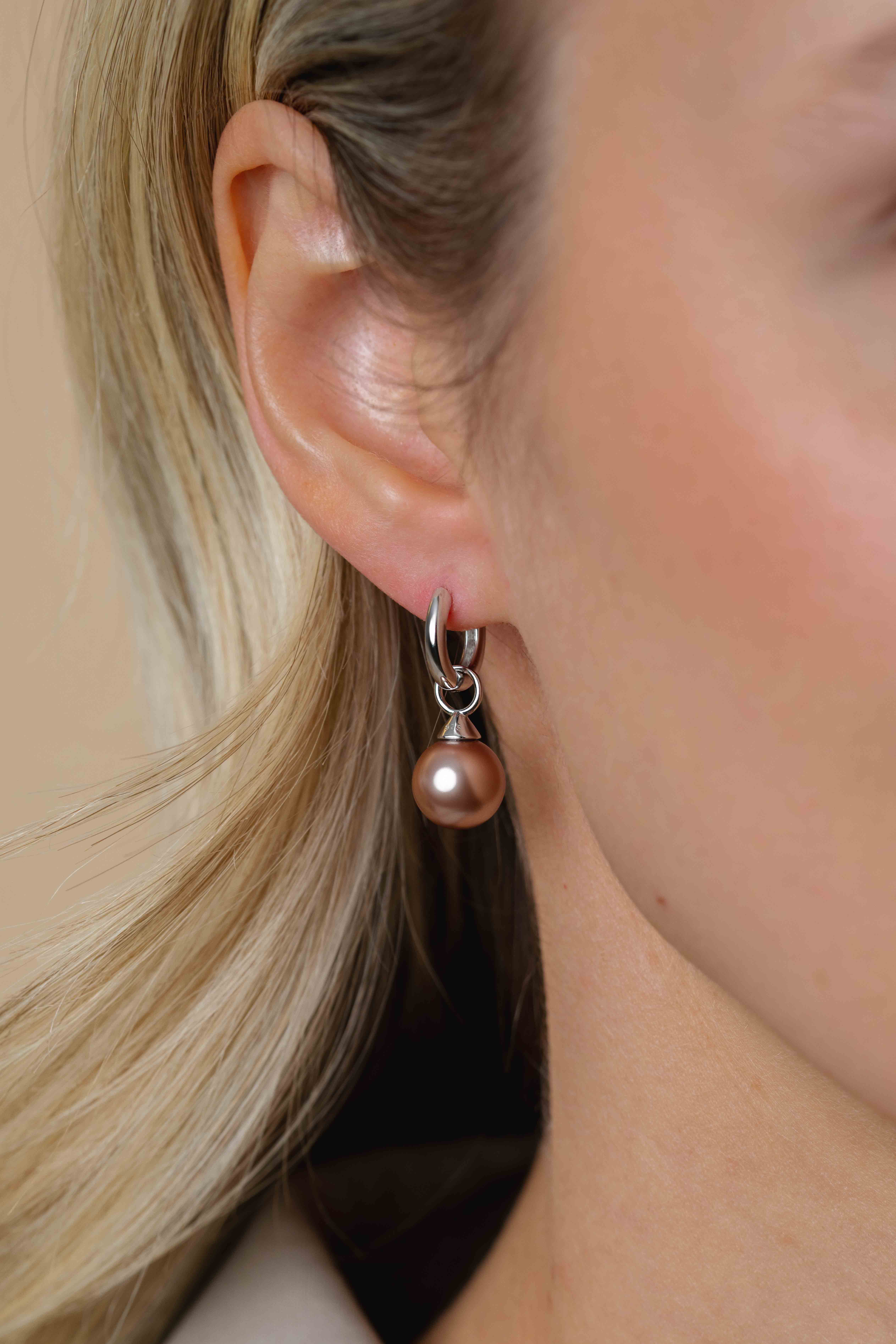 ZINZI zilveren oorbedels parel rond champagne 10mm ZICH266C (zonder oorringen)