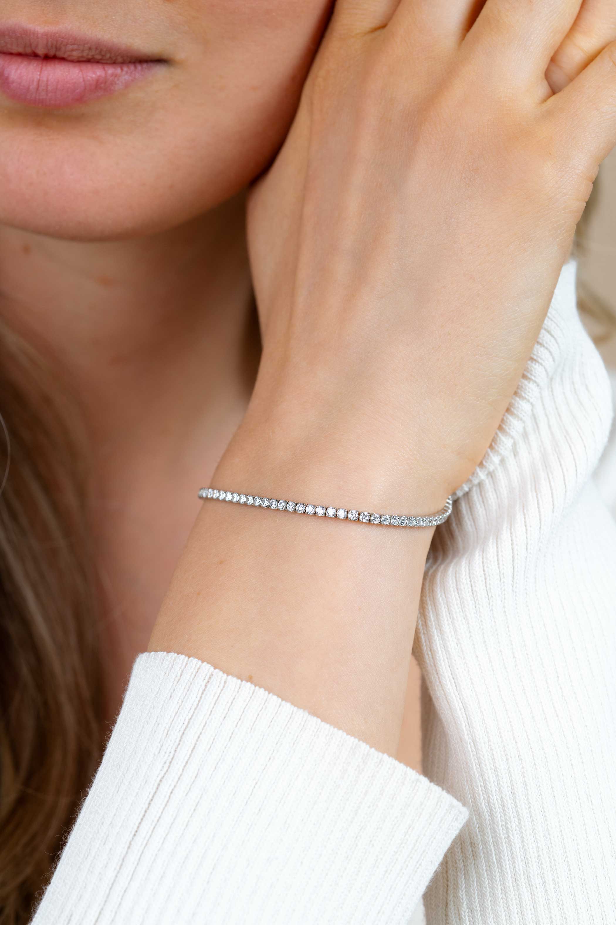 ZINZI zilveren tennis armband 2,1mm breed met rijzetting witte zirconia's ZIA2891