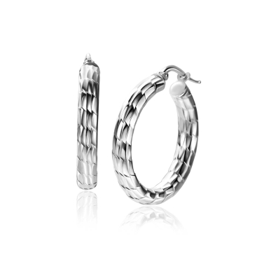 28mm ZINZI zilveren oorringen met mooi bewerkte buis 4,5mm breed en handige bovensluiting ZIO2575
