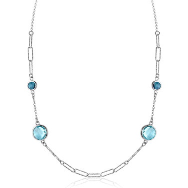 ZINZI zilveren fantasie ketting met paperclip schakels en vier ronde zettingen bezet met licht blauwe en indigo blauwe kleurstenen 40-45cm ZIC2418