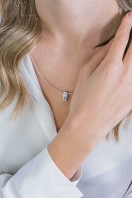 ZINZI zilveren luxe langwerpige hanger witte zirconia's 14mm ZIH2118