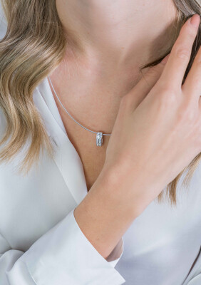 ZINZI zilveren luxe langwerpige hanger witte zirconia's 14mm ZIH2118