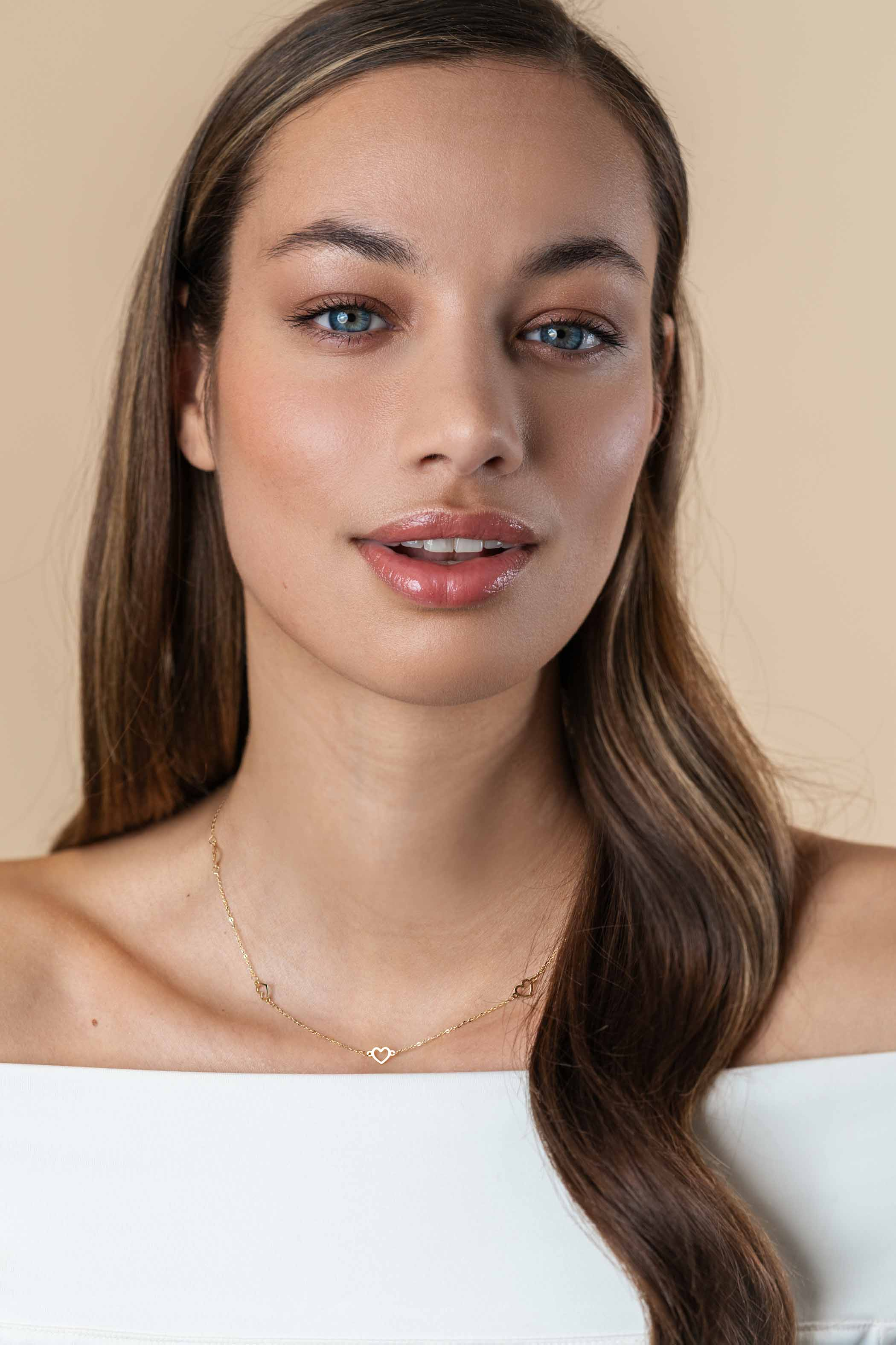 ZINZI Gold 14 krt gouden ketting met subtiele jasseron schakels en vijf open hartjes 5mm breed 42-45cm ZGC504