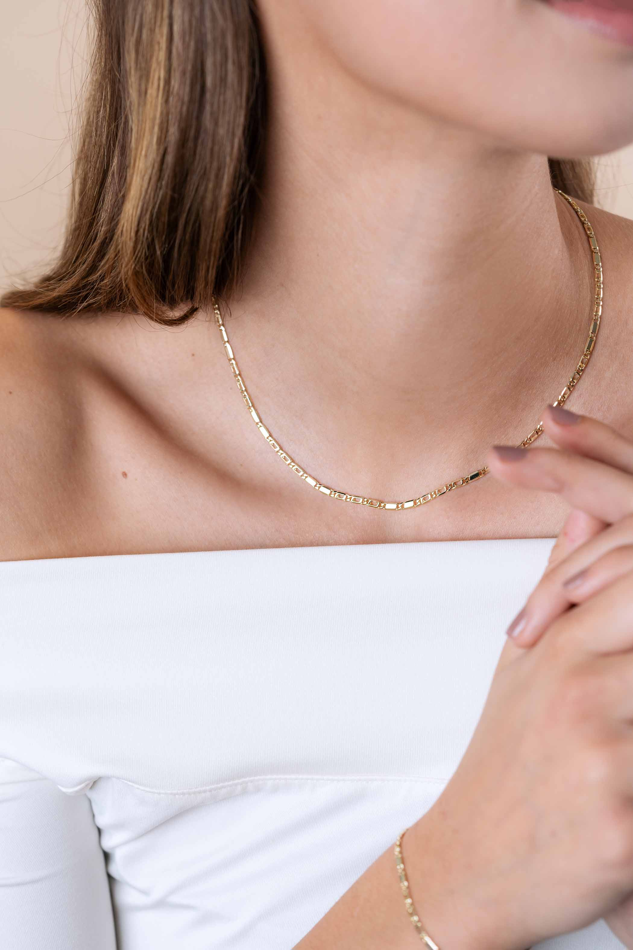 ZINZI Gold 14 karaat gouden massieve ketting met valkenoog schakels en glimmende plaatjes 2,6mm breed 41-43cm ZGC499
