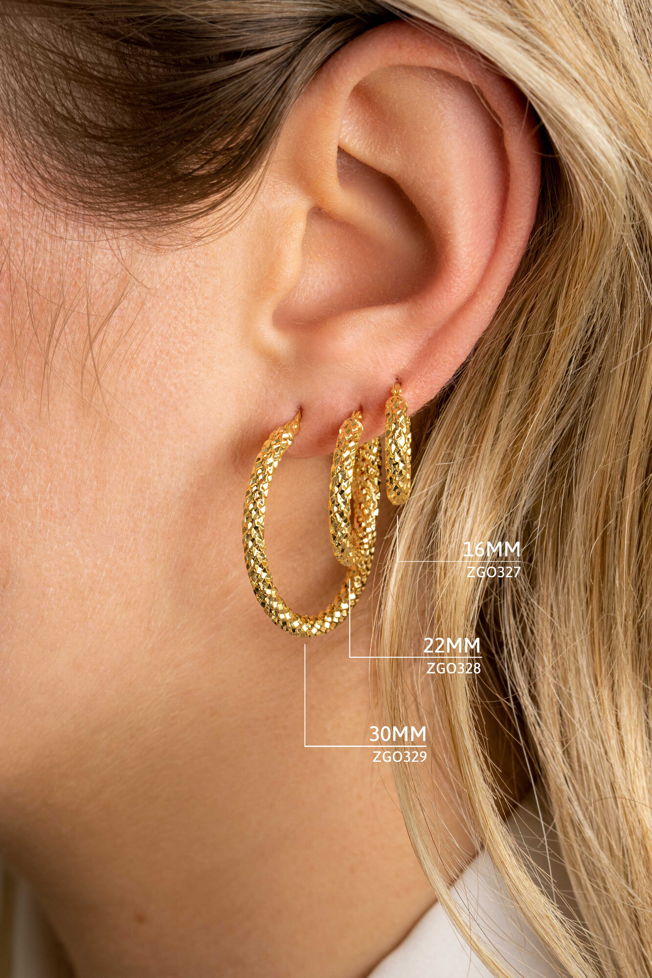 22mm ZINZI Gold 14 krt gouden oorringen met schitterende bewerkte buis 3mm breed ZGO328