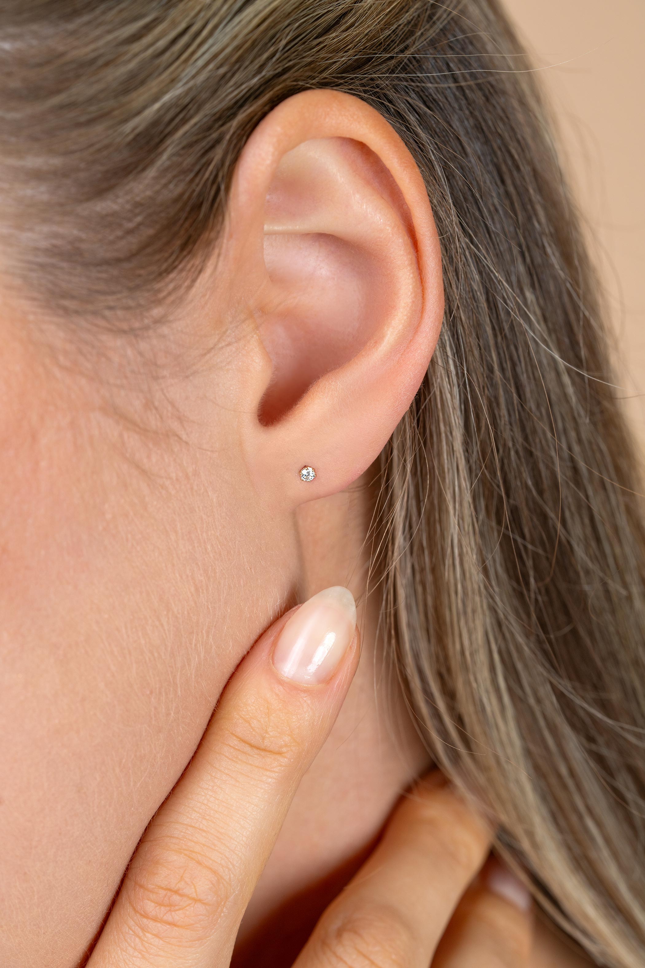 2,5mm ZINZI Gold 14 krt gouden oorstekers met ronde witte zirconia in glad kastje ZGO563
