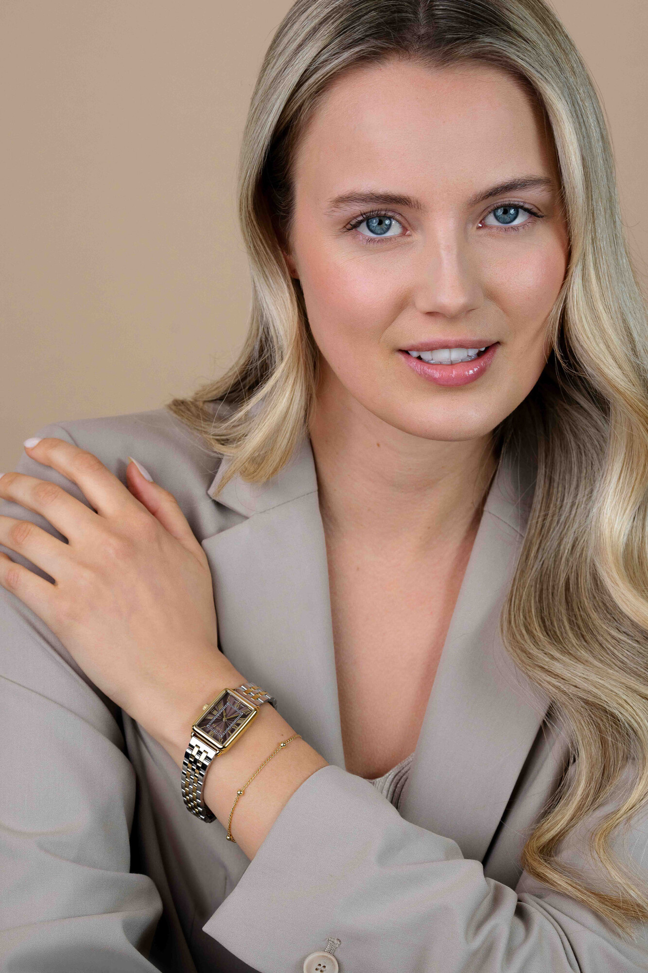 ZINZI Elegance horloge 28mm bruine wijzerplaat en rechthoekige kast stalen bicolor schakelband Japans uurwerk ZIW1936
