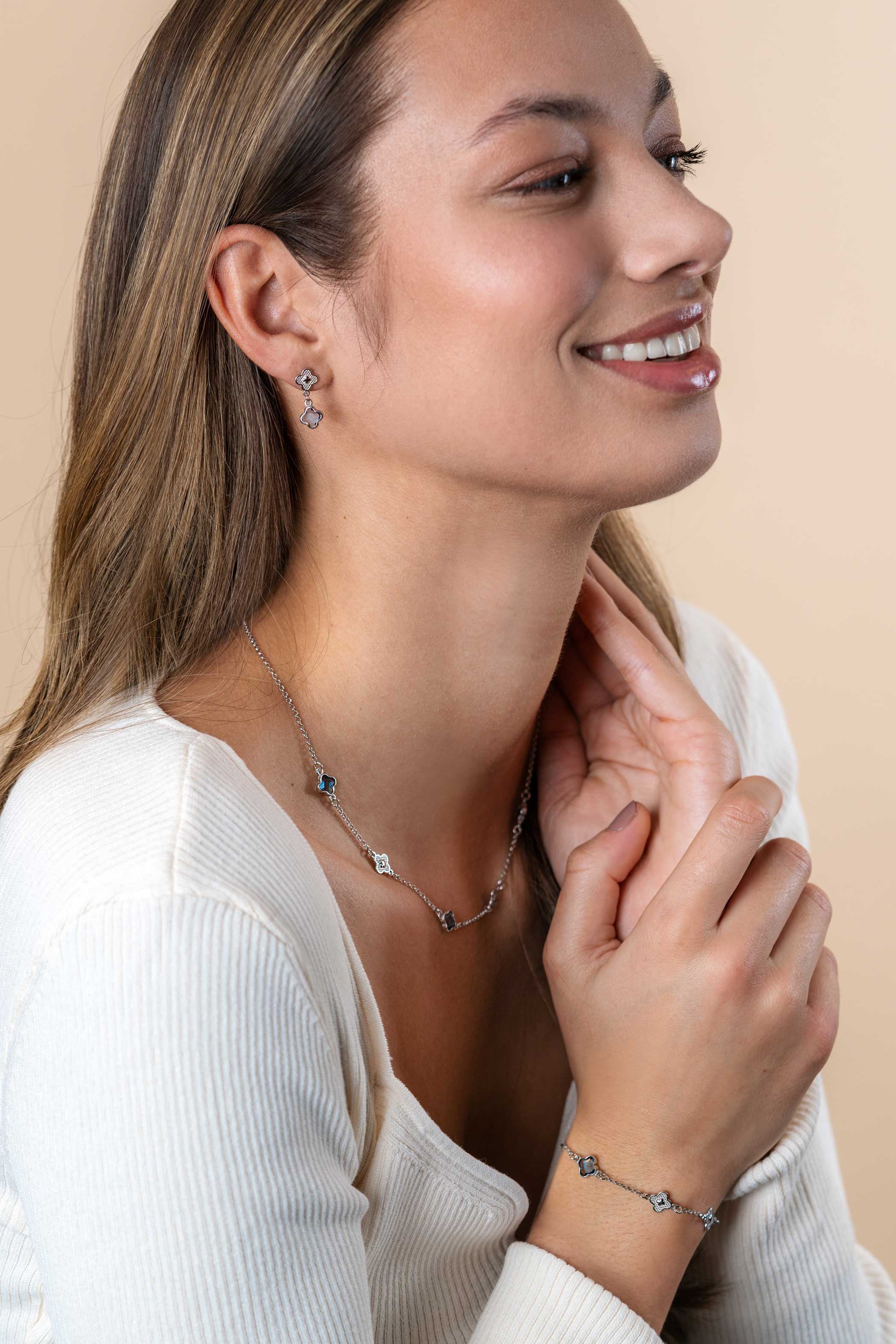 20mm ZINZI zilveren oorsieraden met blauwe klavers 8mm ZIO2582
