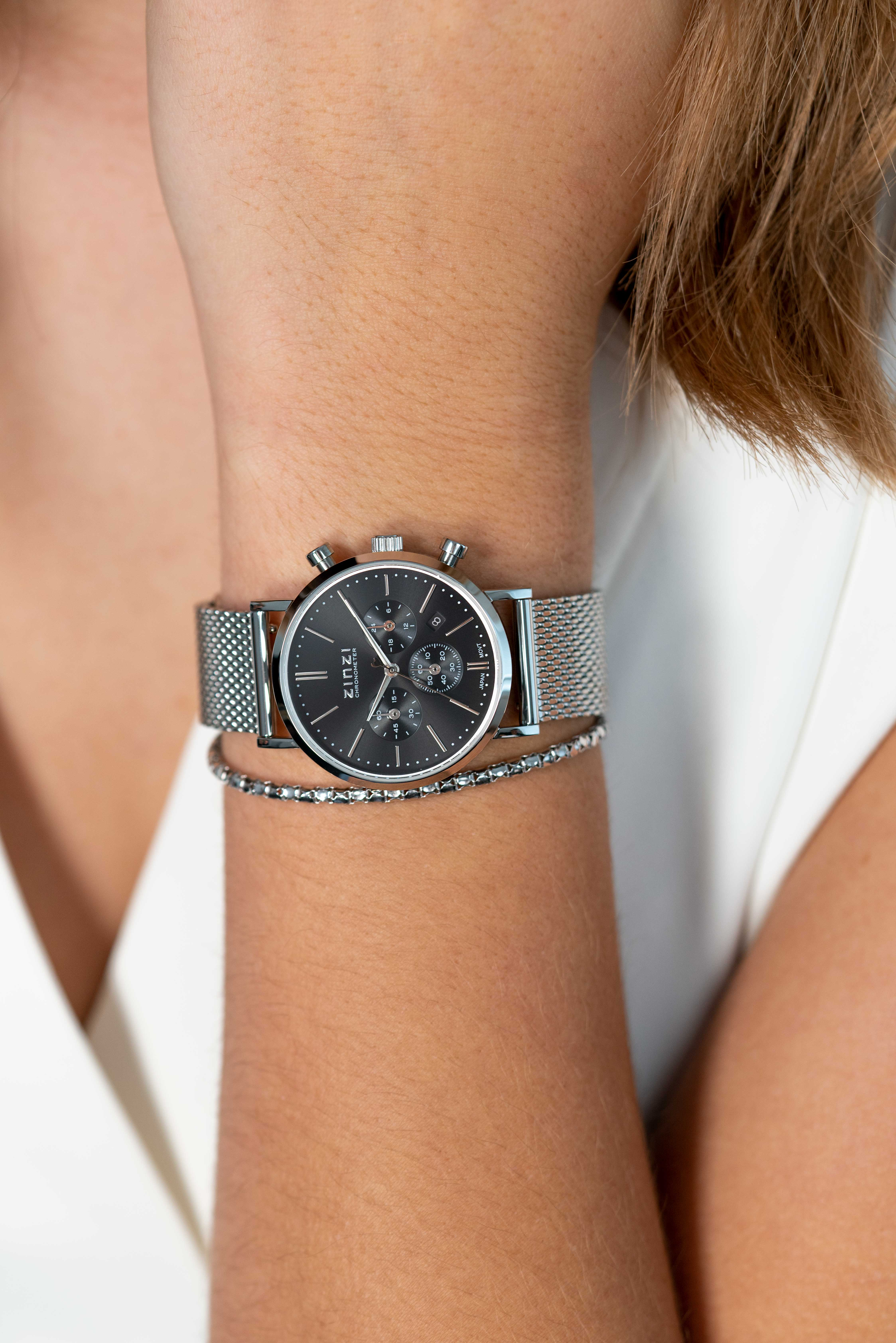 ZINZI horloge CHRONOGRAPH 34mm zwarte wijzerplaat met datum en chronometers, stalen kast, stalen mesh band 18mm ZIW1501
