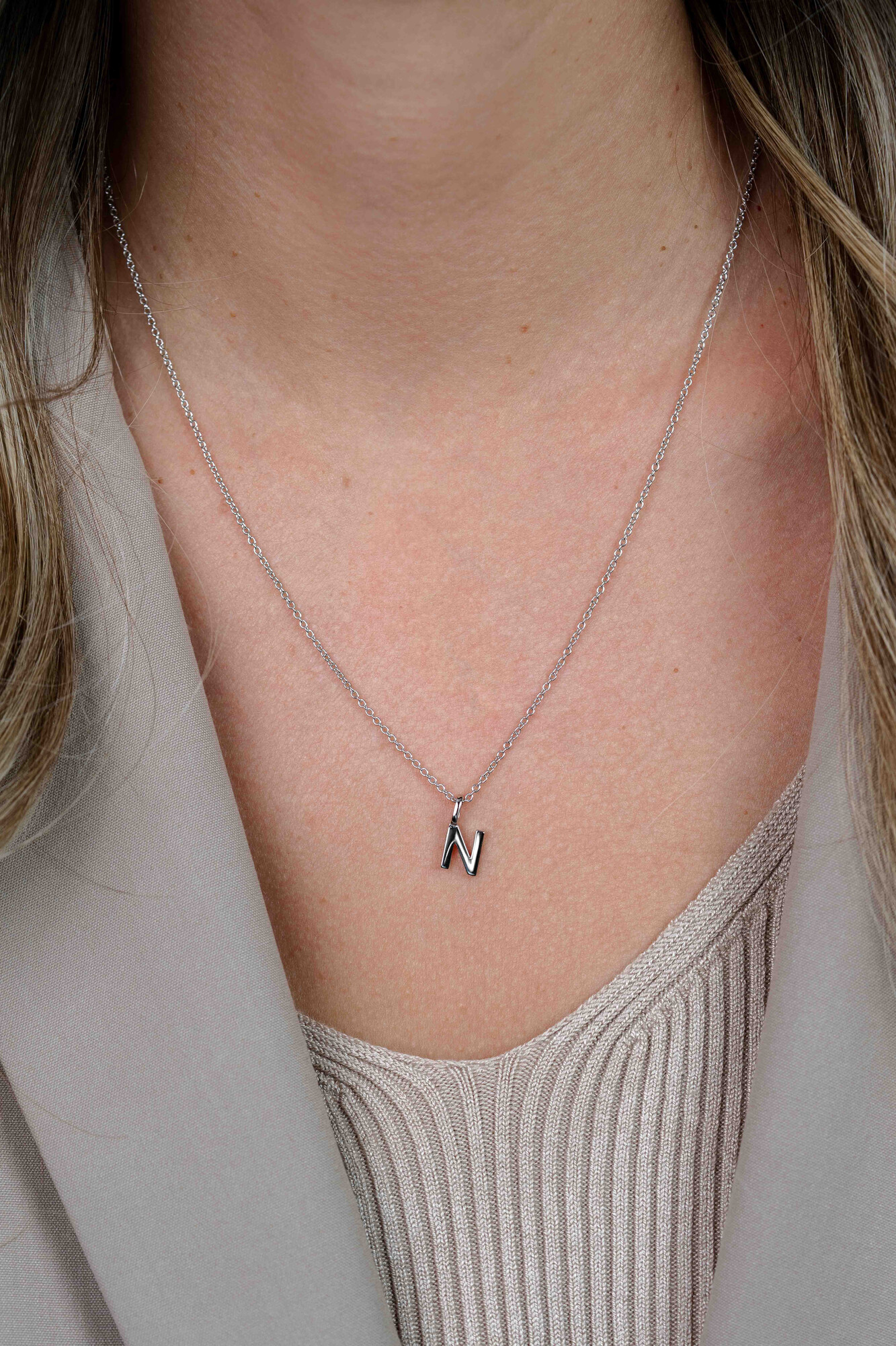 ZINZI zilveren letter hanger N ZIH2140N