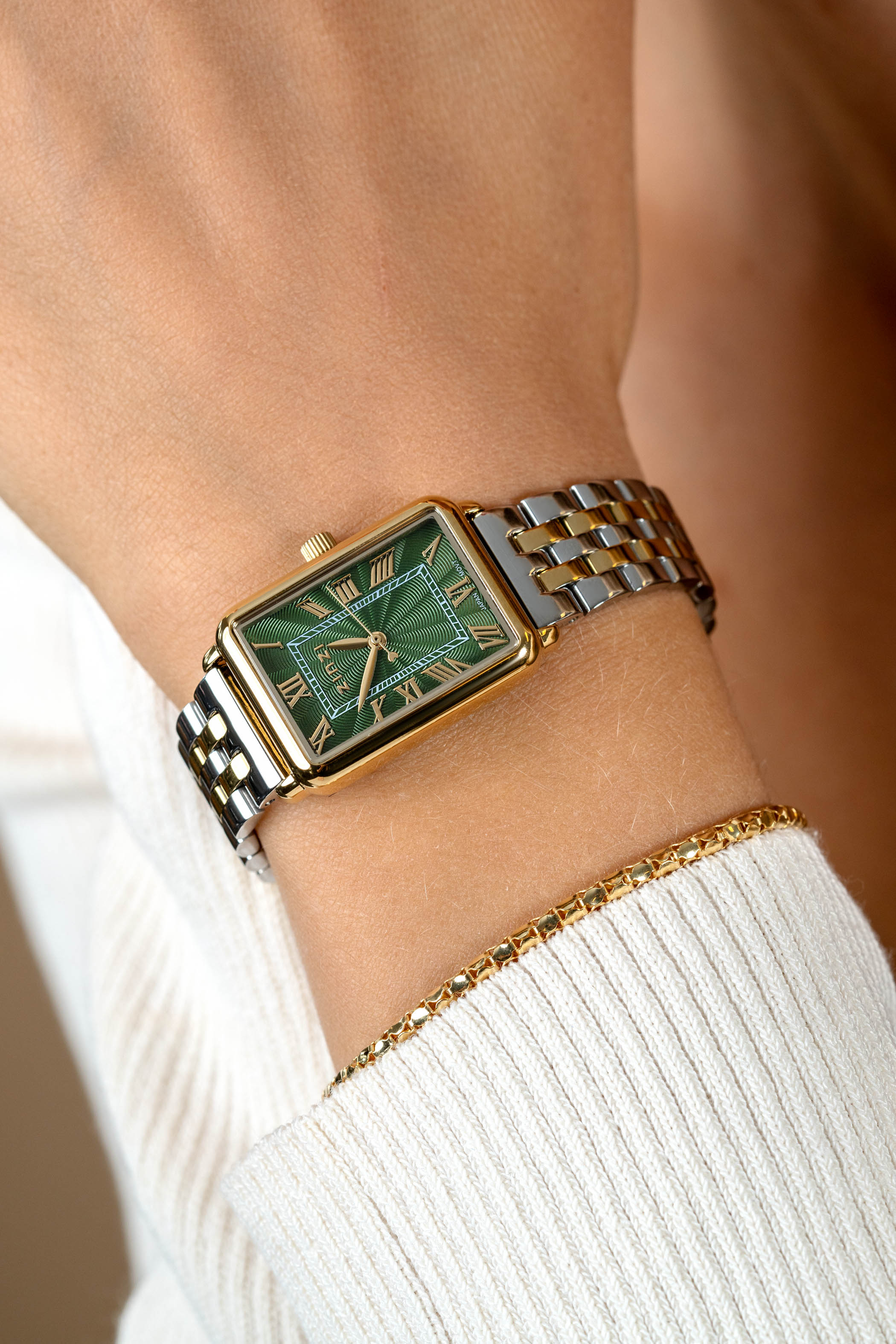 ZINZI Elegance horloge groene wijzerplaat en rechthoekige kast stalen bicolor schakelband 28mm extra dun ZIW1935
