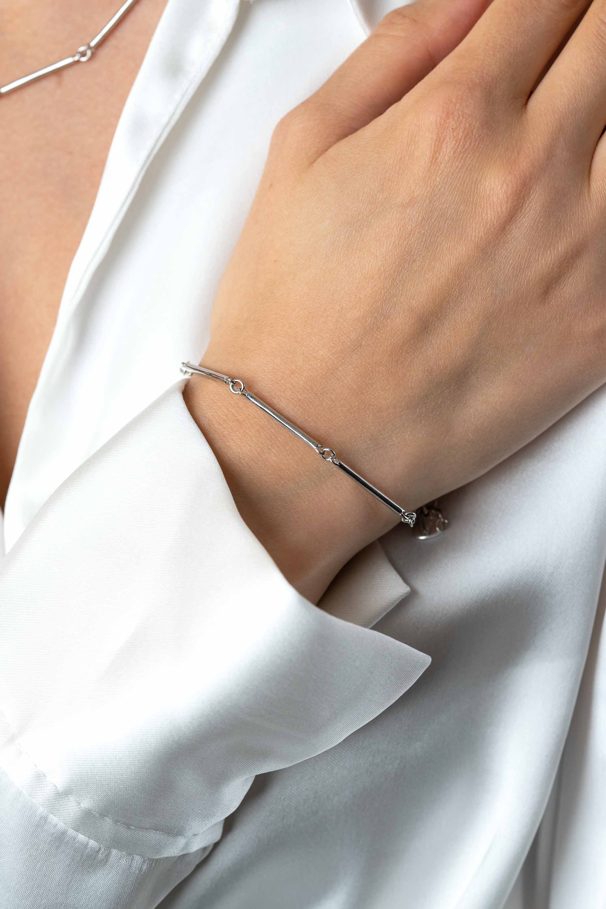 ZINZI zilveren armband met lange gladde staafjes 16,5-19,5cm ZIA2539