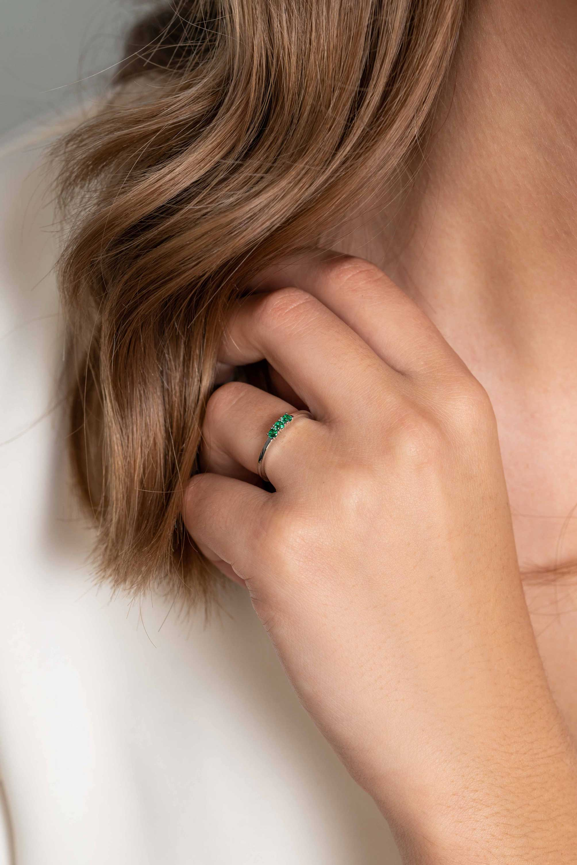 ZINZI zilveren aanschuifring chaton gezet groen ZIR2127GC