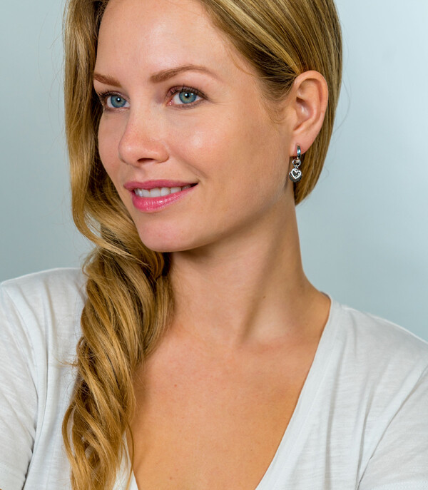 ZINZI zilveren oorbedels dubbel hartje wit 10mm ZICH1767 (zonder oorringen)