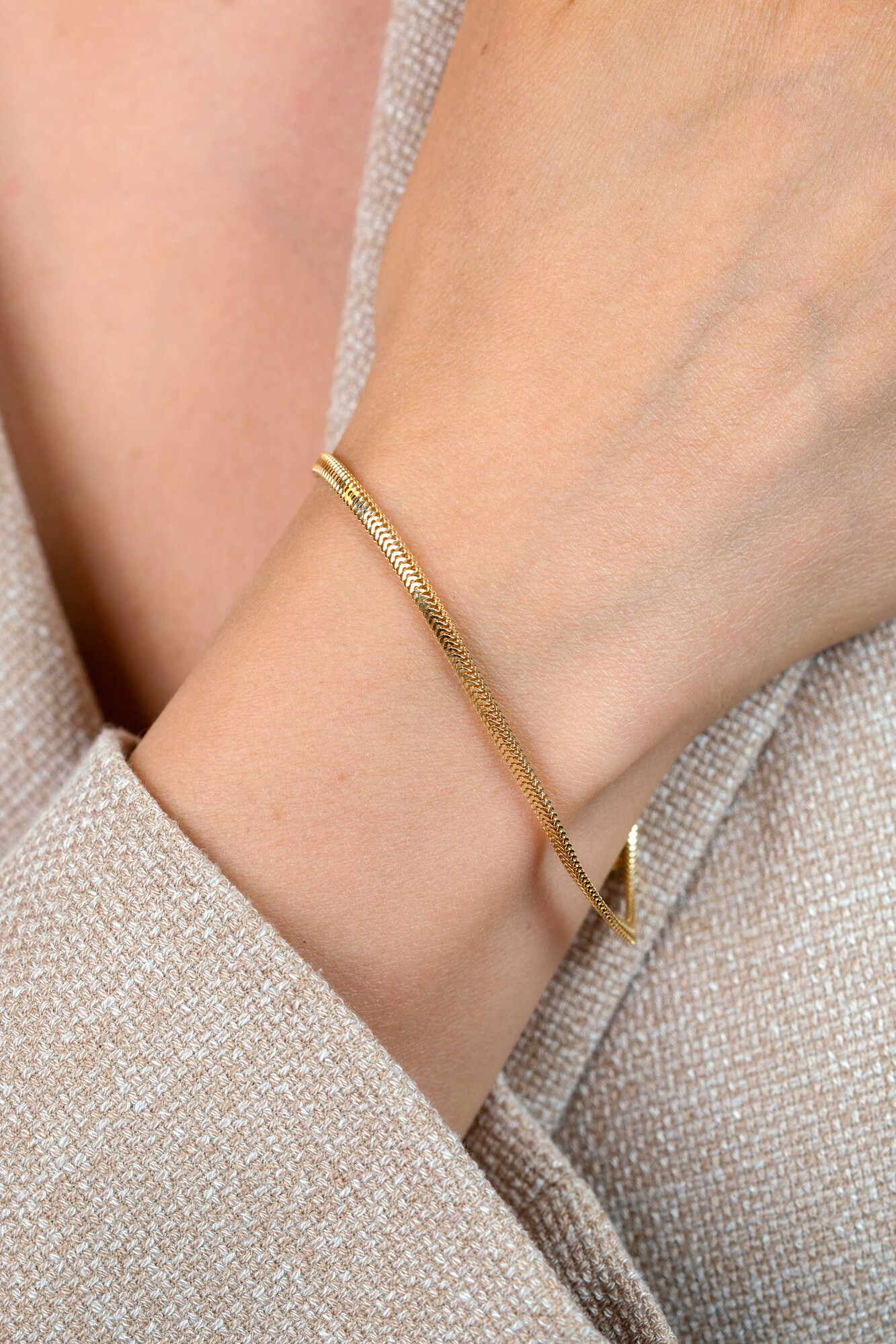 ZINZI gold plated zilveren platte slangen-armband 2,5mm breed ZIA2401G