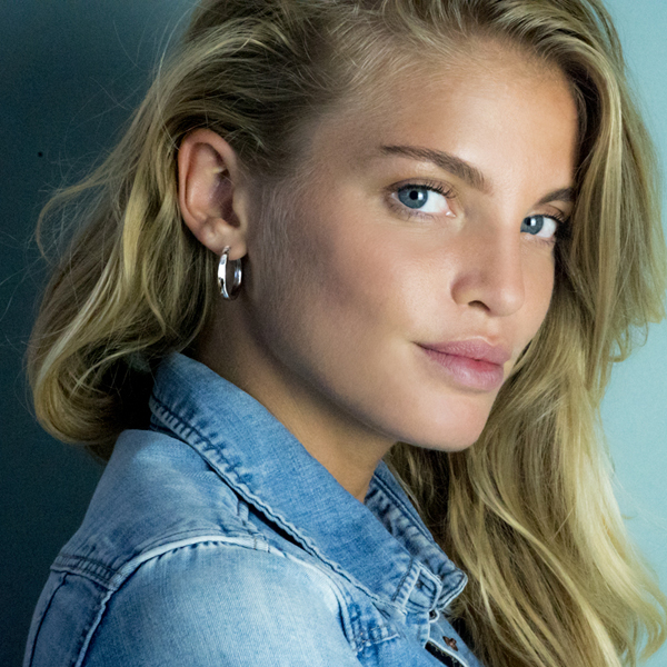 Zinzi zilveren oorringen 24 x 3mm glad met luxe klapsluiting ZIO192
