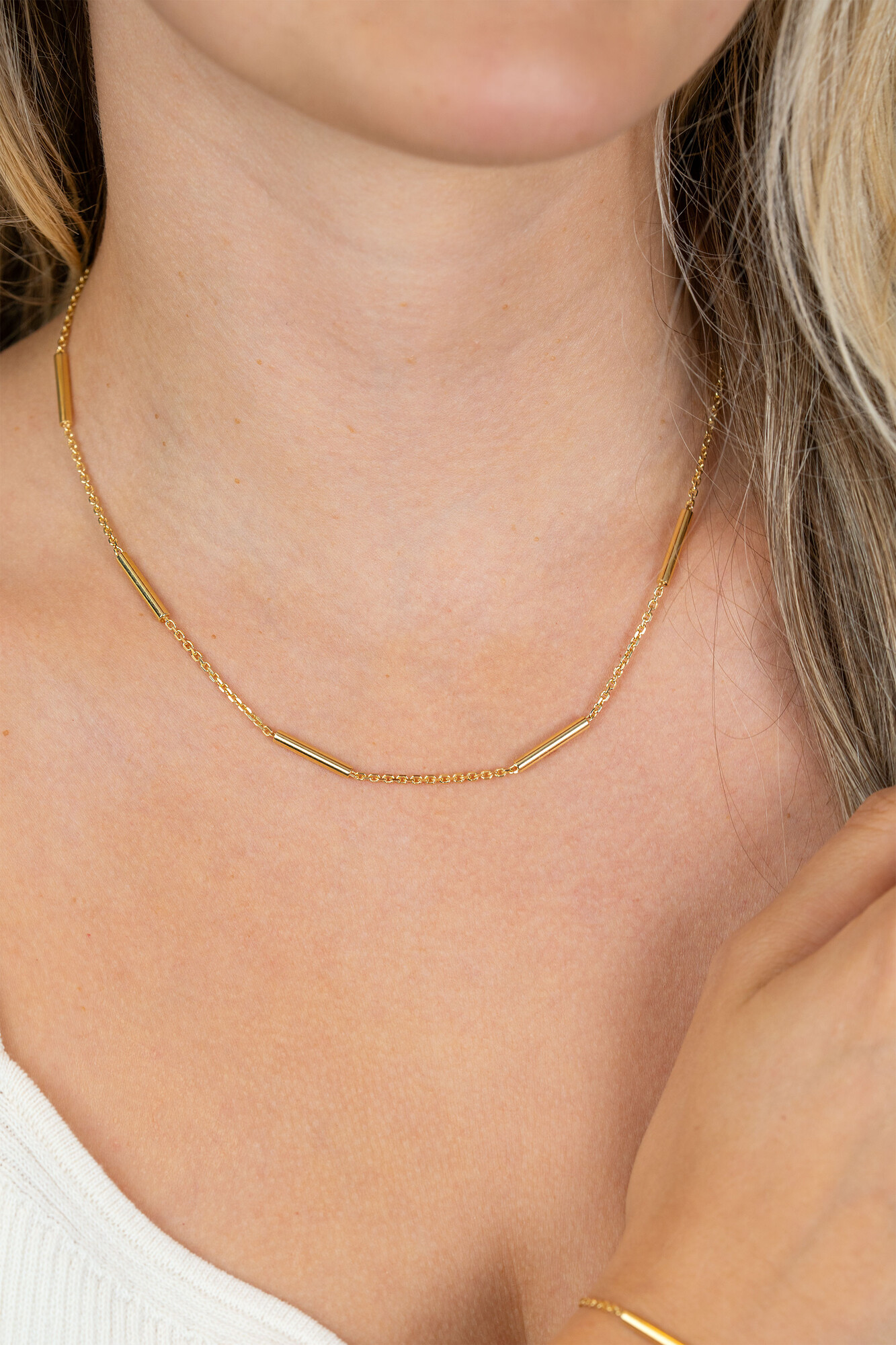 ZINZI gold plated zilveren schakelketting 45cm met vijf gladde ronde staafjes ZIC2800G