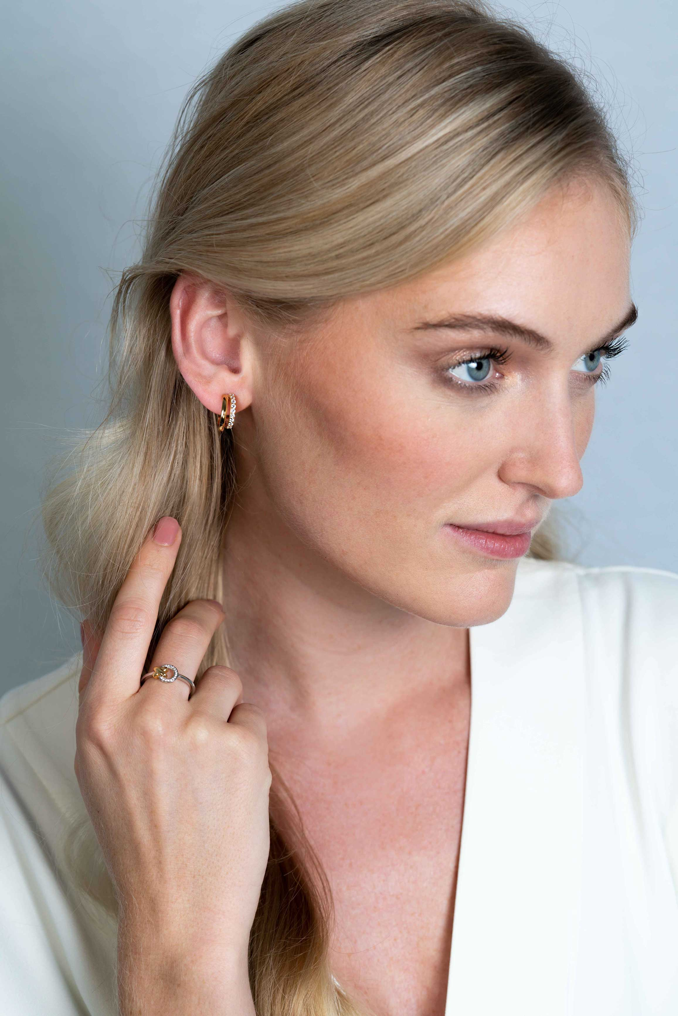 ZINZI zilveren ring met extra 14K geel vergulde X-vorm en ronde vorm met witte zirconia's ZIR2260C