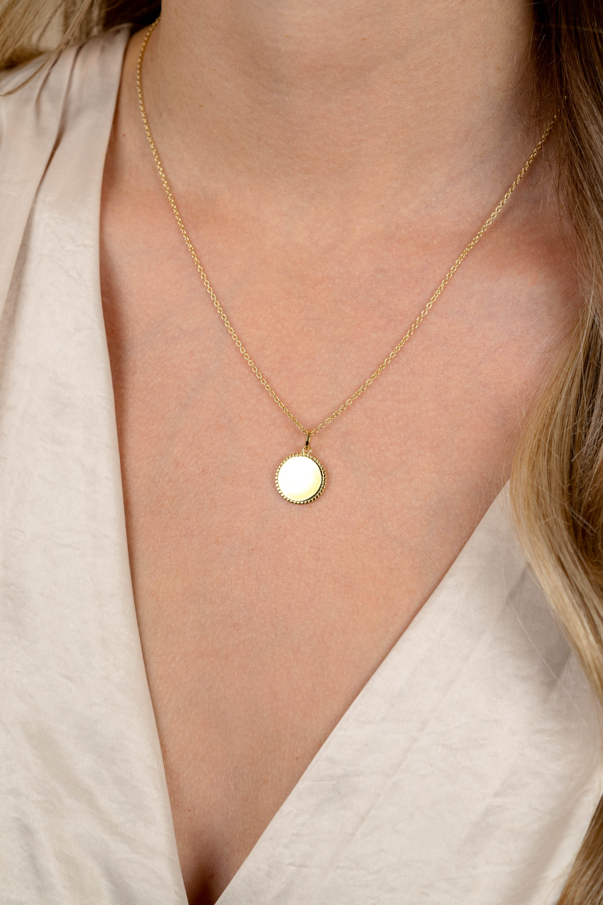 13.5mm ZINZI gold plated zilveren coin hanger met parelrand voor gravure ZIH2651G (zonder collier)