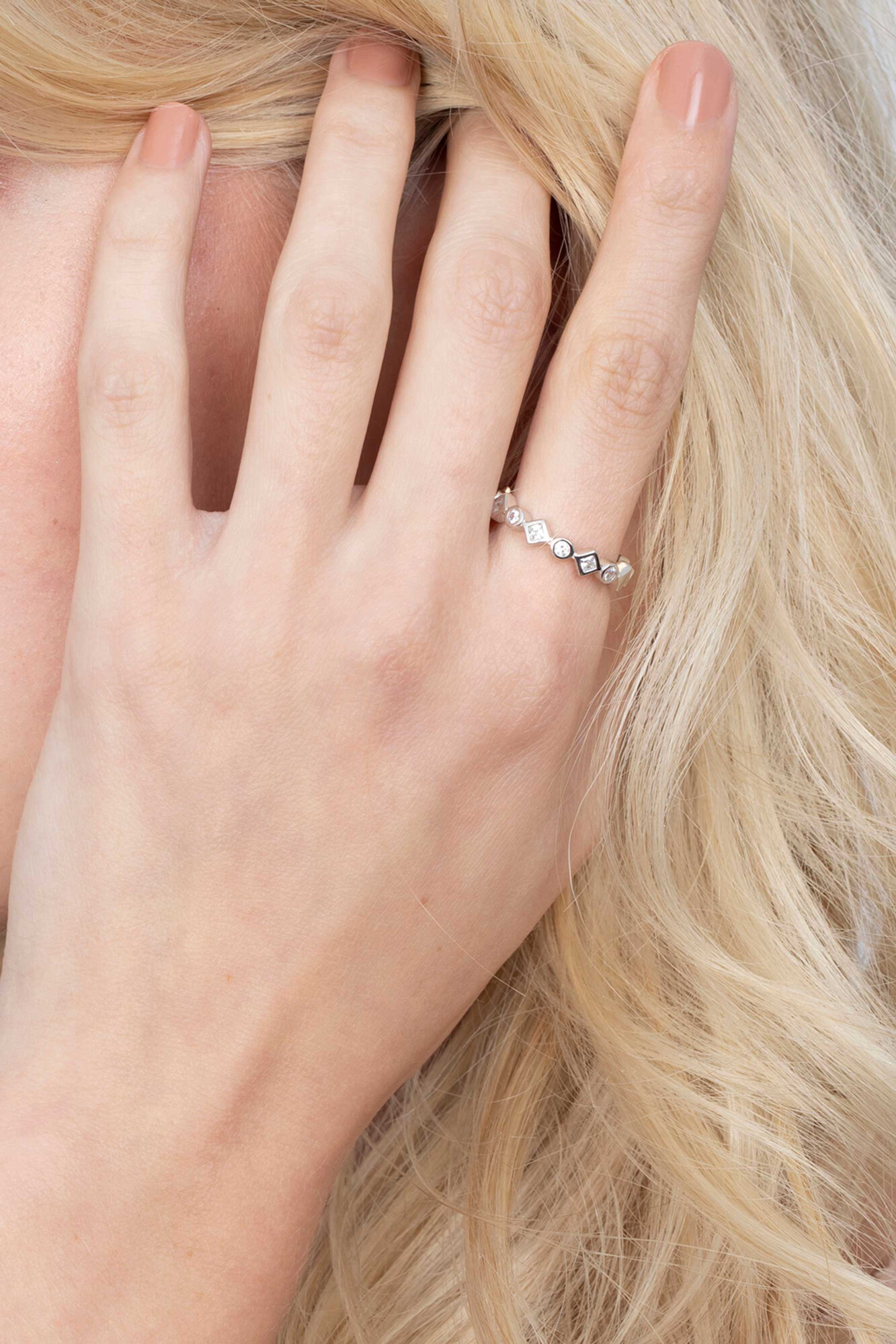 ZINZI zlv.aanschuifring rond/vierkant zirc. mt.60