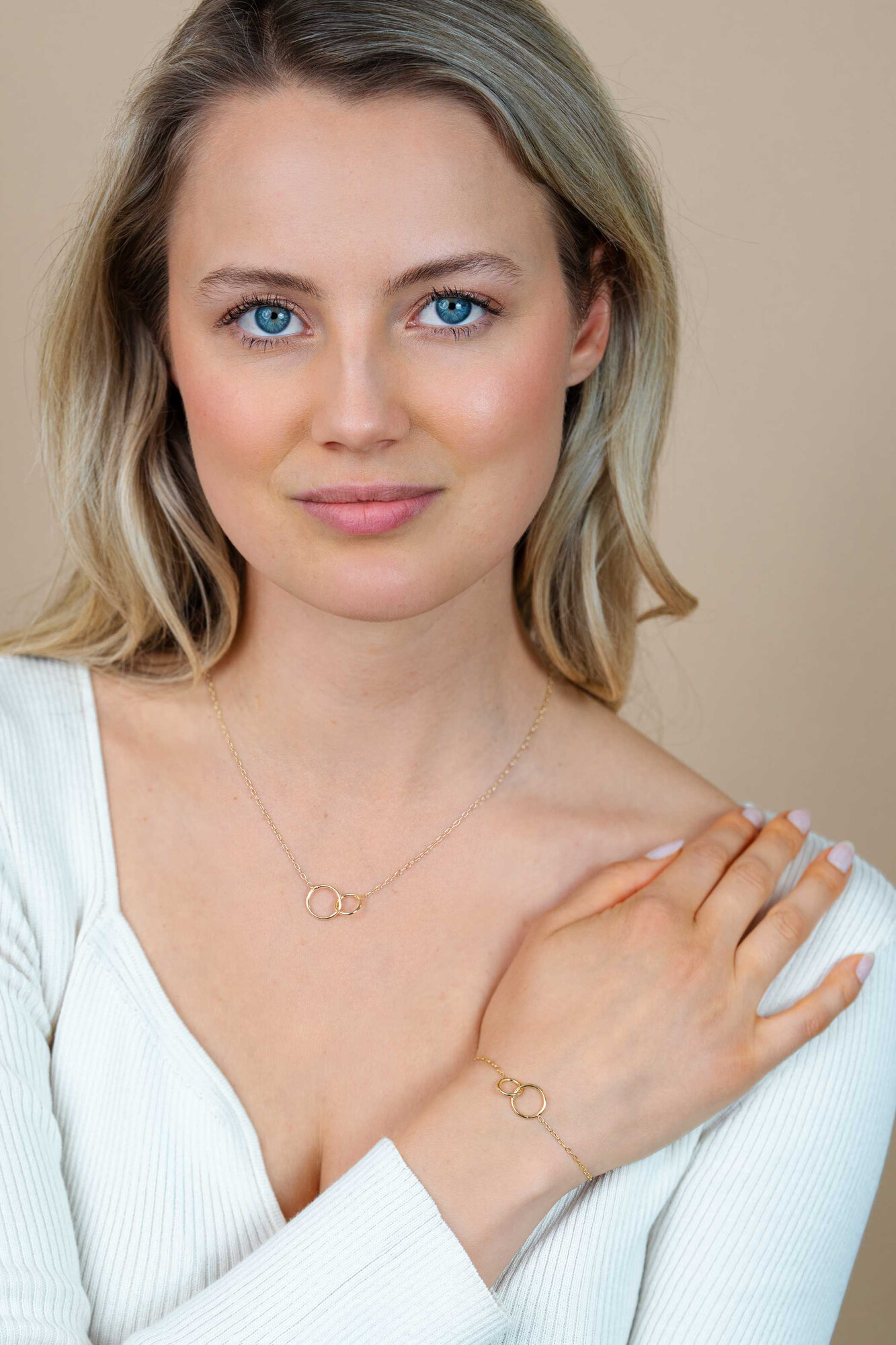 ZINZI gold plated zilveren paperclip schakel ketting met ronde vormen 42-45cm ZIC2275G