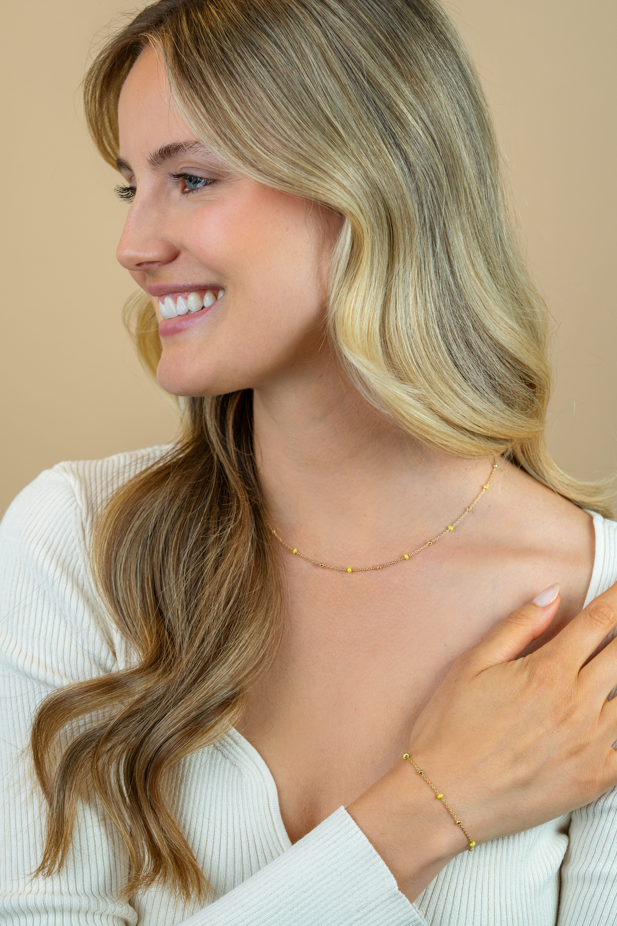 ZINZI gold plated zilveren fantasie armband met 5 geelgroene donuts en glanzende bolletjes 17-19,5cm ZIA2508