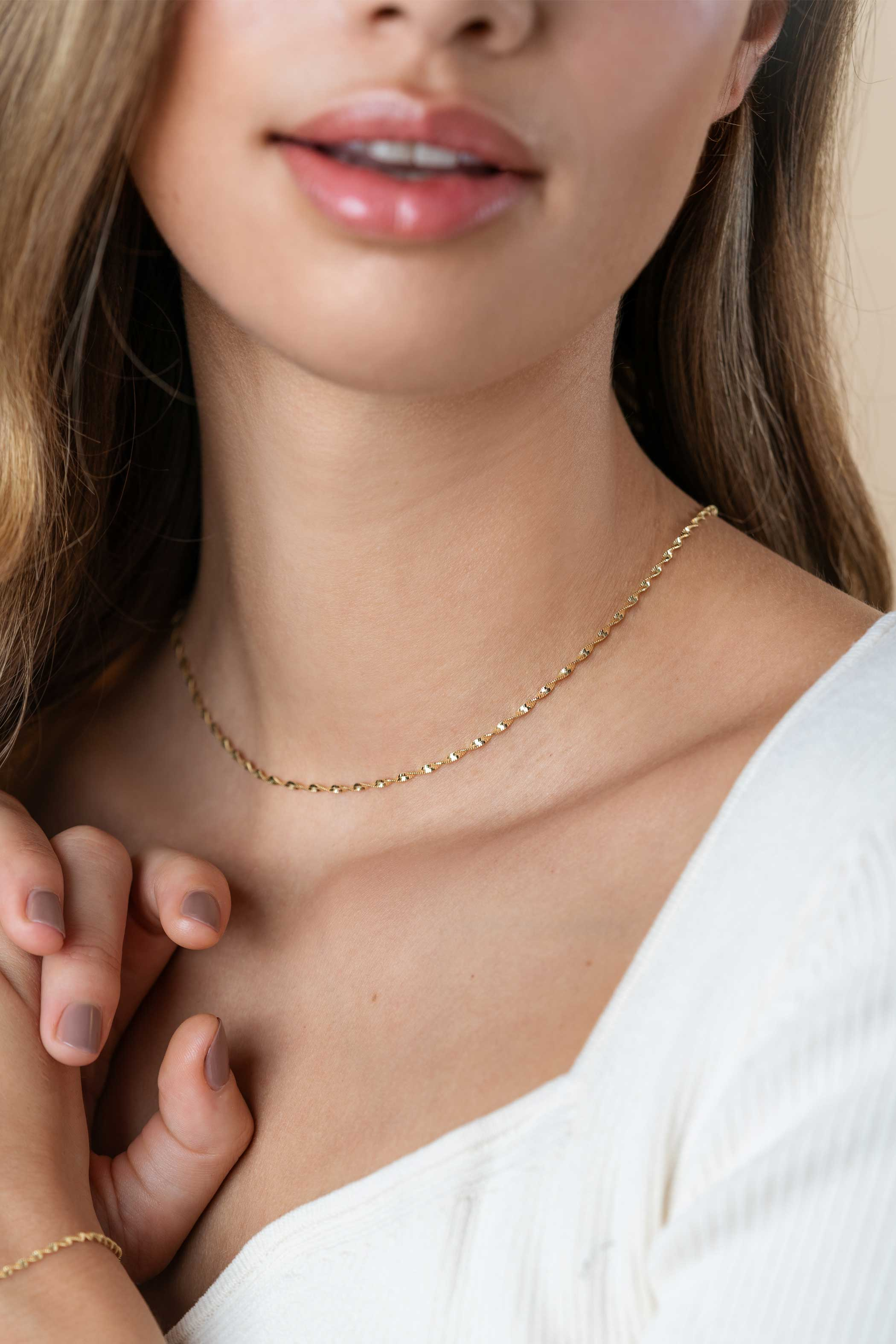 ZINZI gold plated zilveren ketting met glinsterende gedraaide schakels 1,9mm breed 43-45cm ZIC2585G
