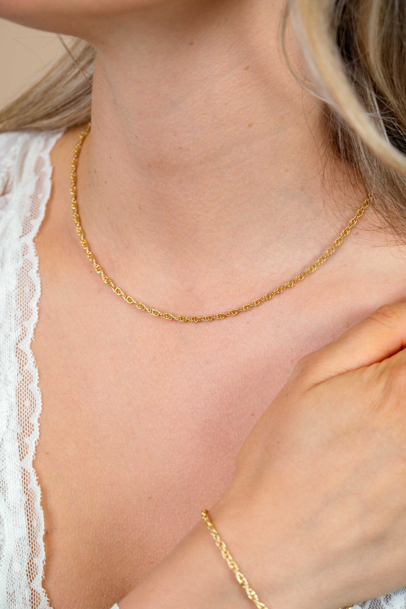 ZINZI gold plated zilveren massieve koord ketting (2,6mm breed) 42-45cm ZIC2844G