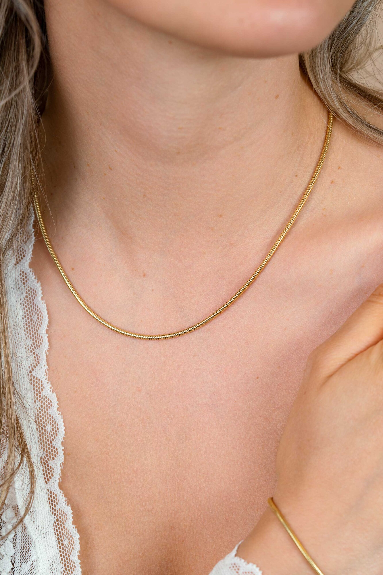 ZINZI gold plated zilveren ronde slangen ketting (2mm breed) 42-45cm ZIC2849G