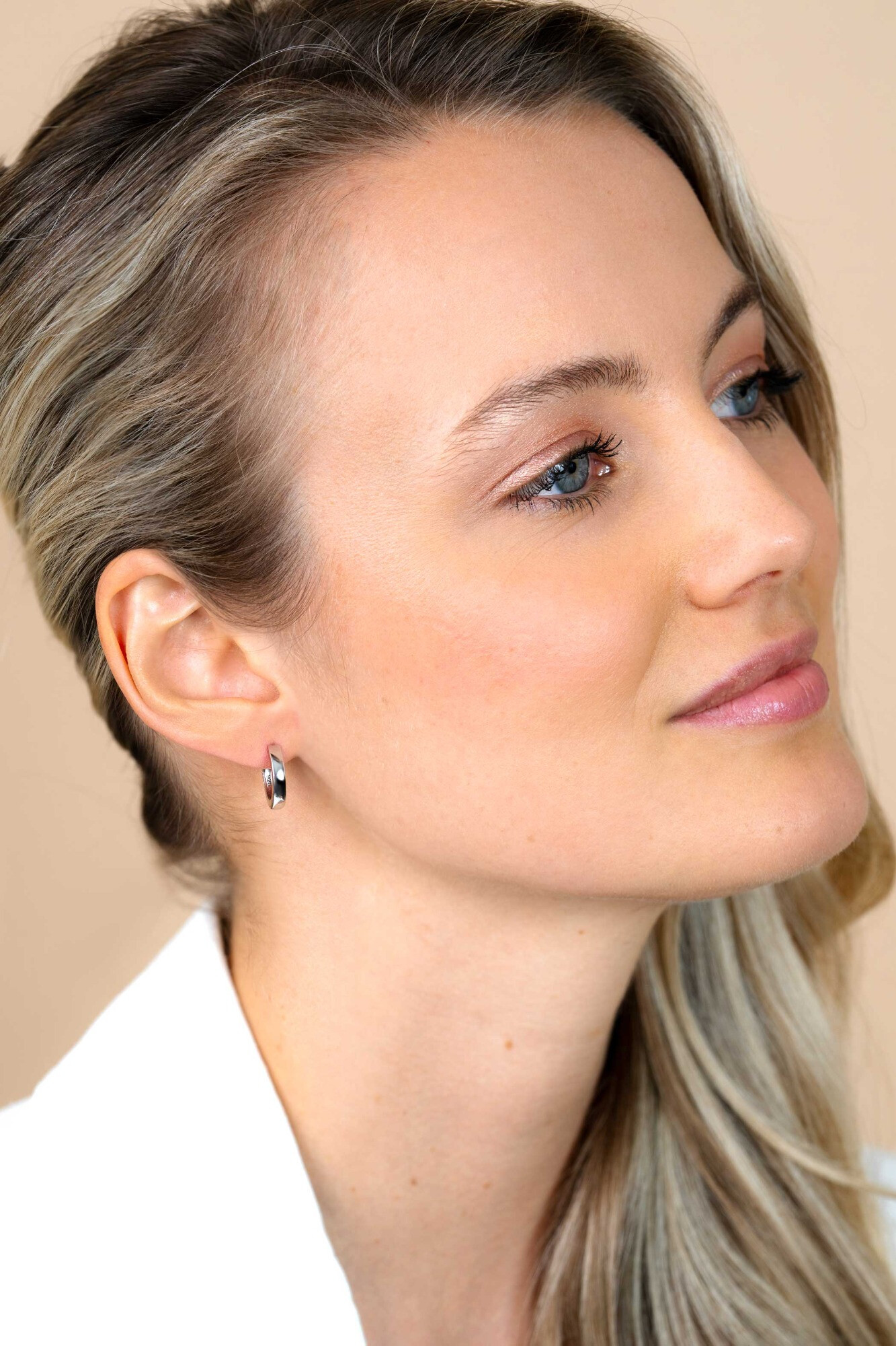 Zinzi zilveren oorringen 15 x 3mm glad met luxe klapsluiting ZIO191
