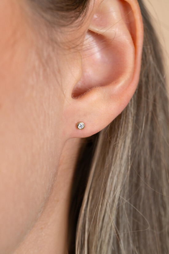 2,5mm ZINZI Gold 14 krt gouden oorstekers met ronde witte zirconia in glad kastje ZGO563
