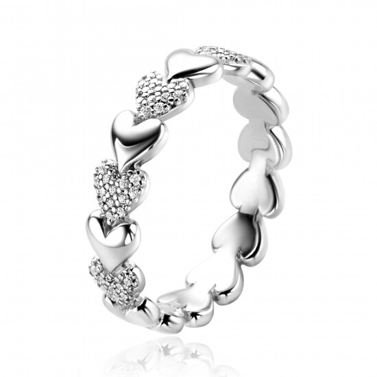 ZINZI zilveren ring met hartjes afwisselend bezet met witte zirconia's ZIR1798ZC