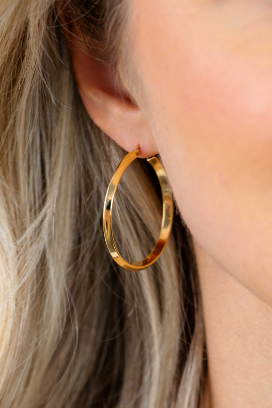 35mm ZINZI gold plated zilveren oorringen met gladde buis 3mm breed en handige bovensluiting ZIO2857G