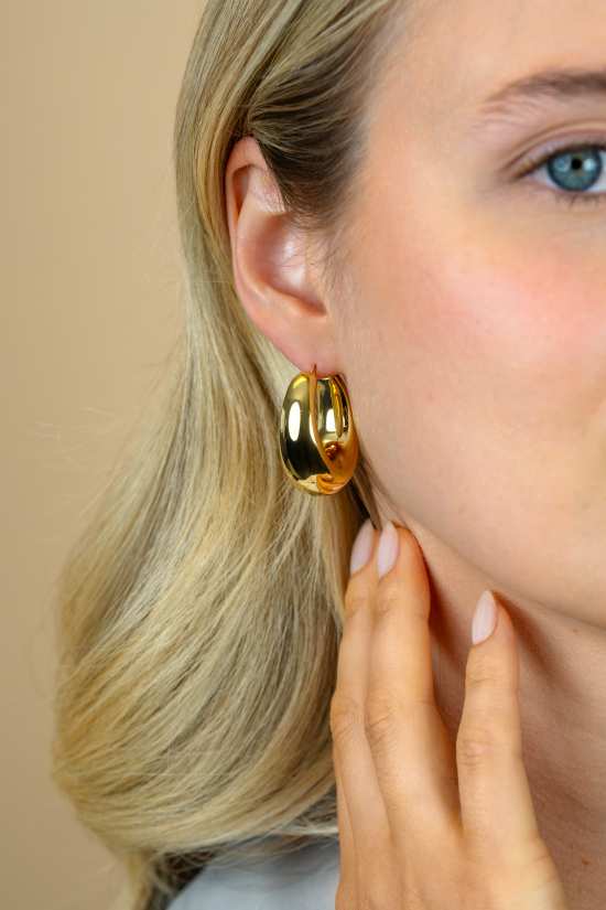 31mm ZINZI gold plated zilveren oorringen met brede buis (9mm) en ovaal model, handige bovensluiting  ZIO2750G