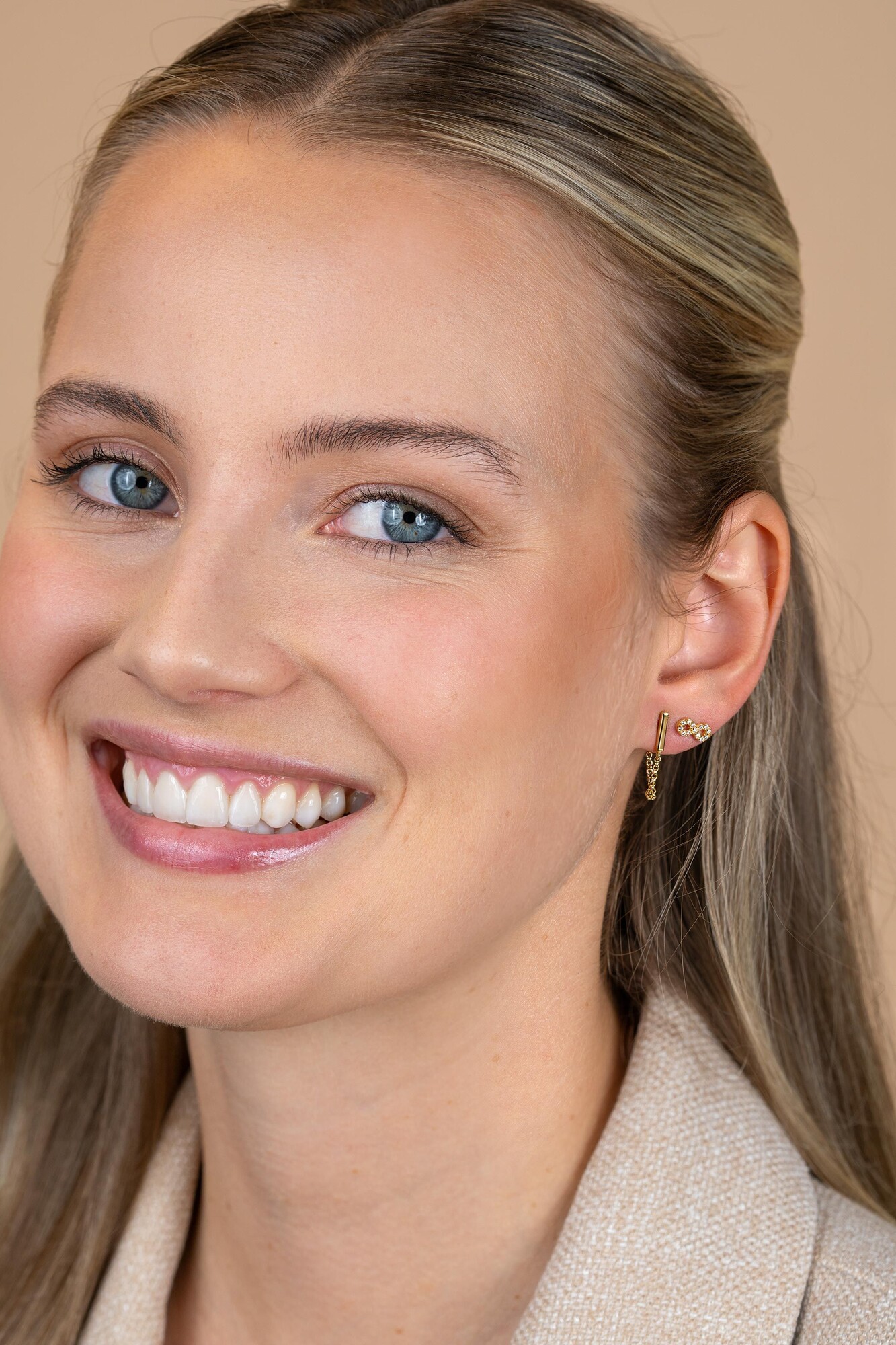 Xmas Giftset: Twee paar goldplated zilveren oorsieraden, perfect op elkaar afgestemd in één feestelijke set (ZIO2597Y en ZIO1688G) GIFTSET15