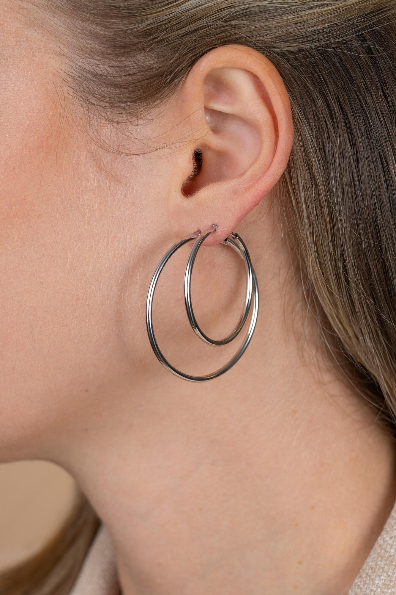 Xmas Giftset: Twee paar grote zilveren oorringen, perfect op elkaar afgestemd in één feestelijke set (ZIO435 en ZIO436) GIFTSET13