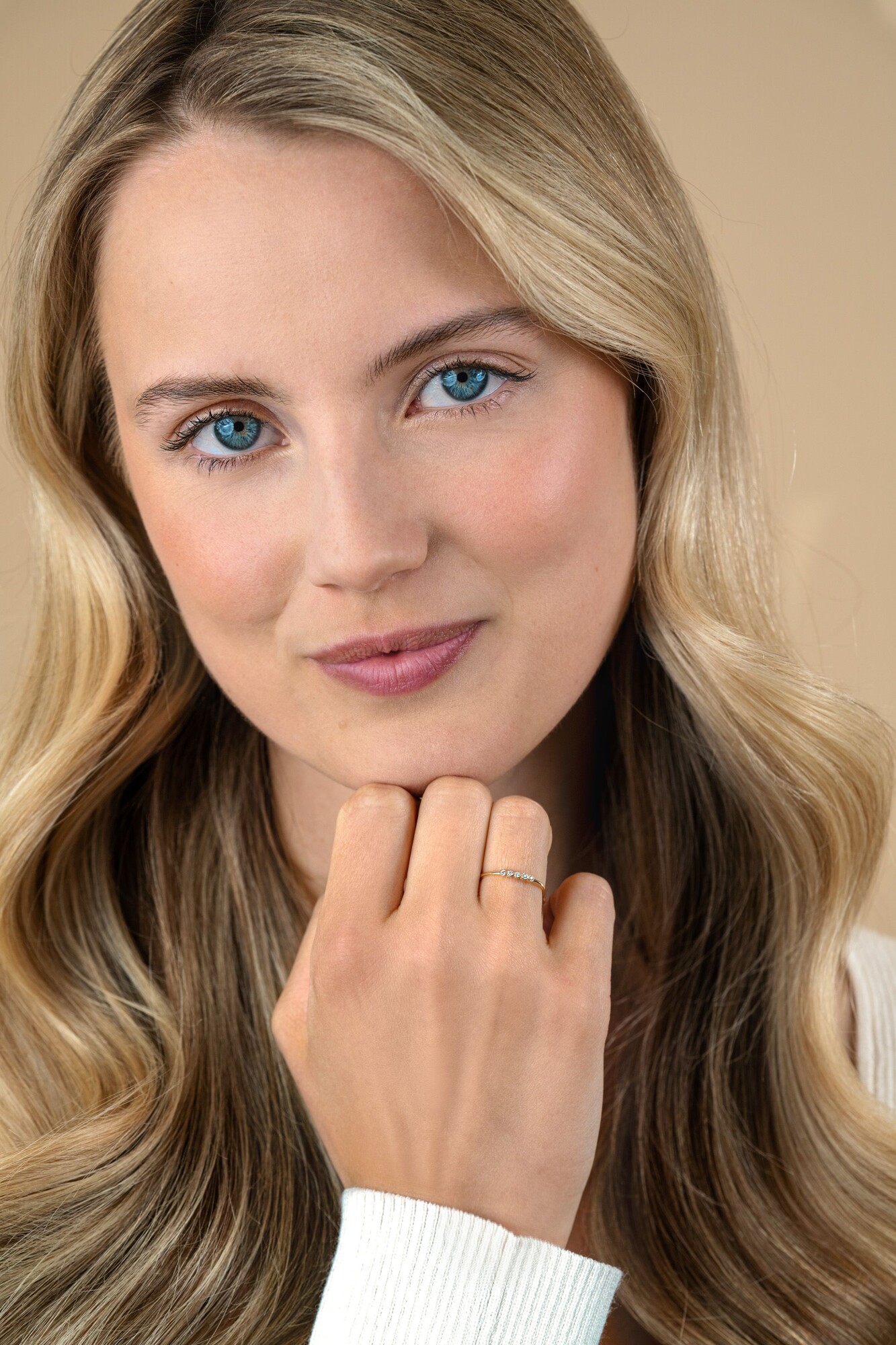 ZINZI Gold 14 krt gouden aanschuifring bezet met vijf ronde witte zirkonia's ZGR532C