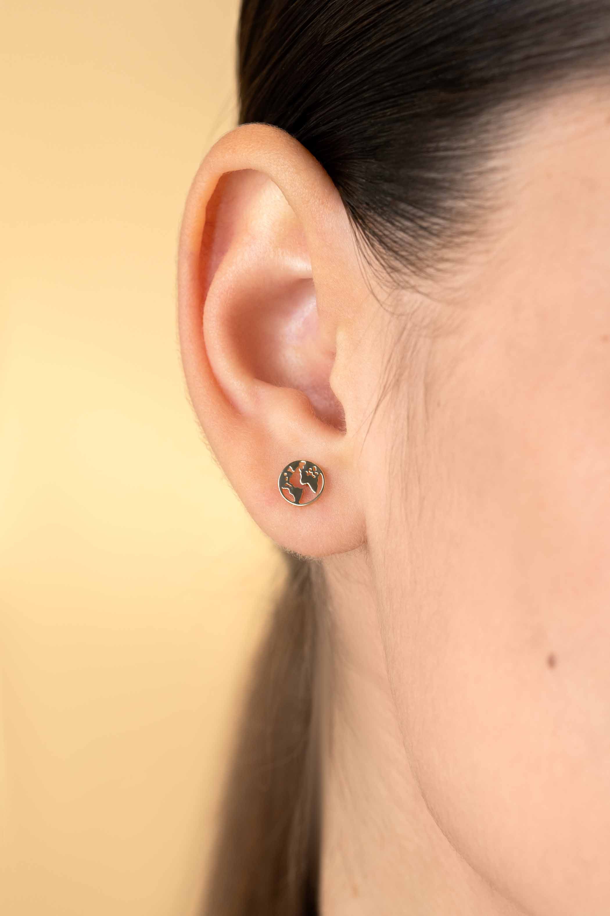 6,5mm ZINZI Gold 14 krt gouden oorknoppen met wereldkaart ZGO474 

