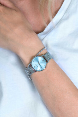 ZINZI Lady Crystal horloge ice blue wijzerplaat en kast stalen mesh band, witte crystals bij uuraanduiding, 28mm extra dun ZIW645M
