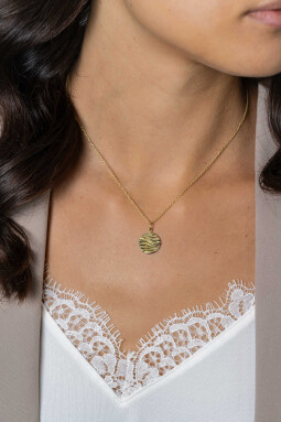 18mm ZINZI gold plated zilveren hanger rond met sierlijke golven als bewerking ZIH2450 (exclusief ketting geprijsd)